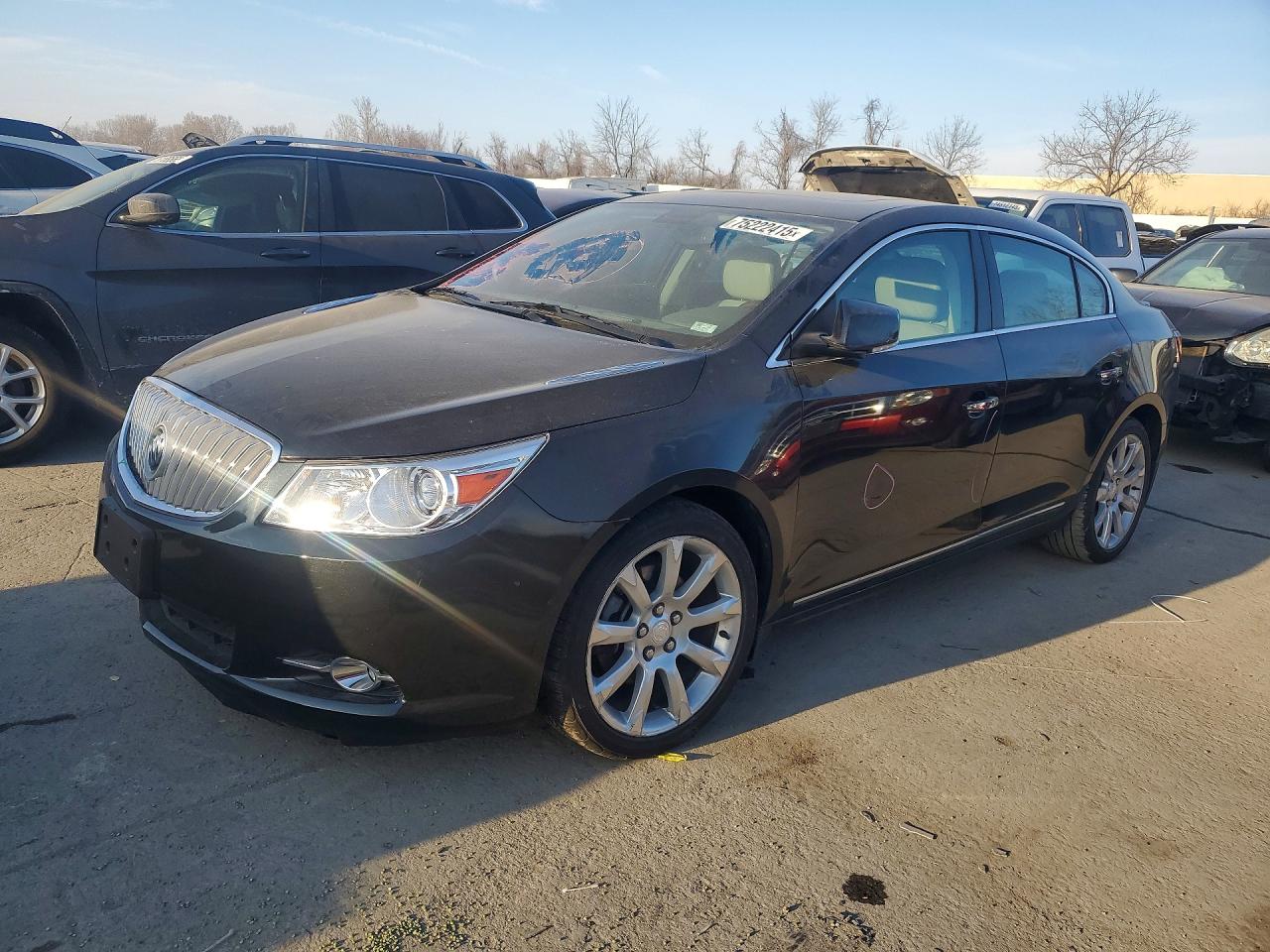 2012 Buick LaCrosse Touring, VIN 1G4GJ5E31CF323644 — Front end