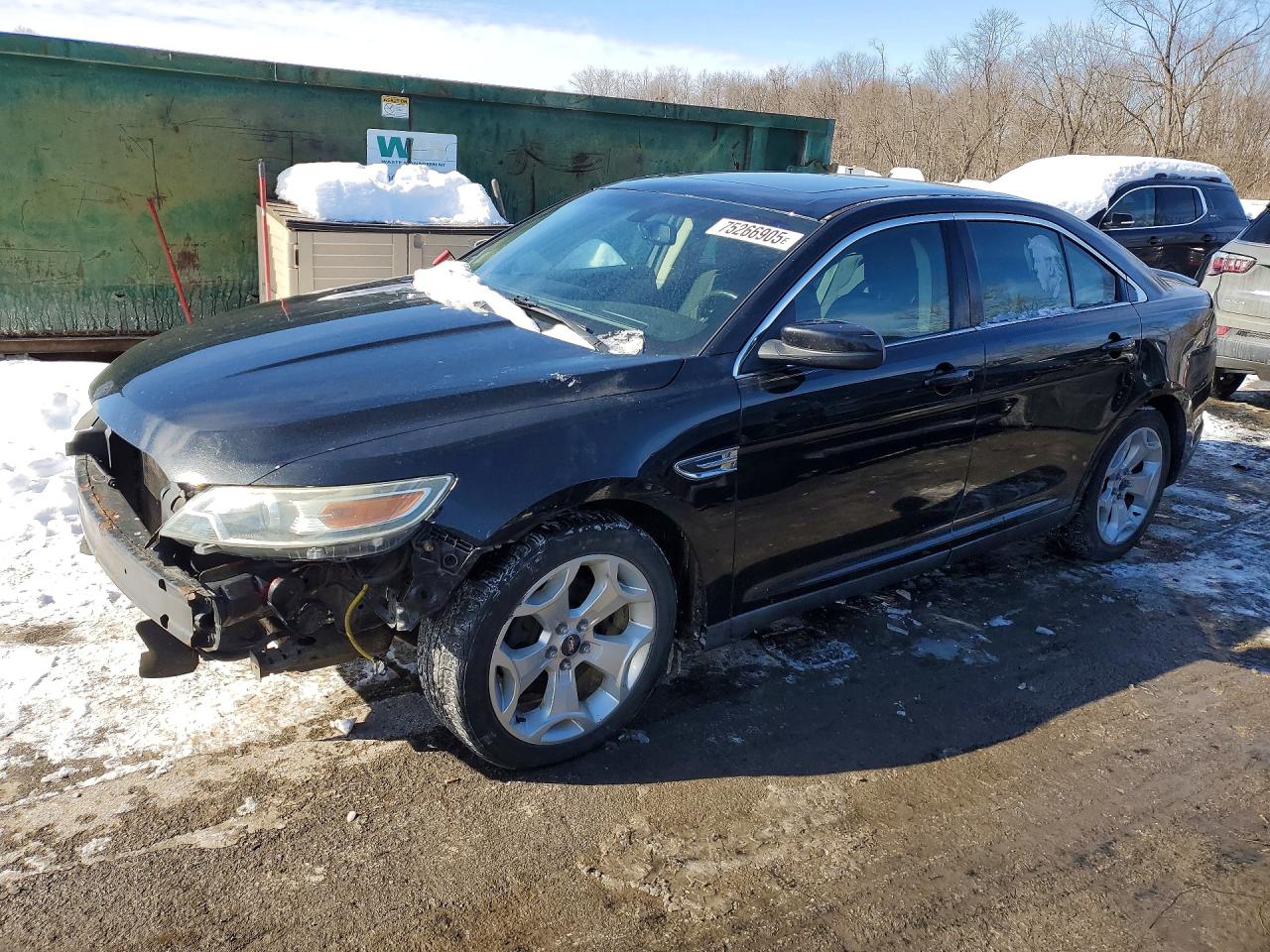 2011 Ford Taurus SEL, VIN 1FAHP2HW5BG131203 — Front end