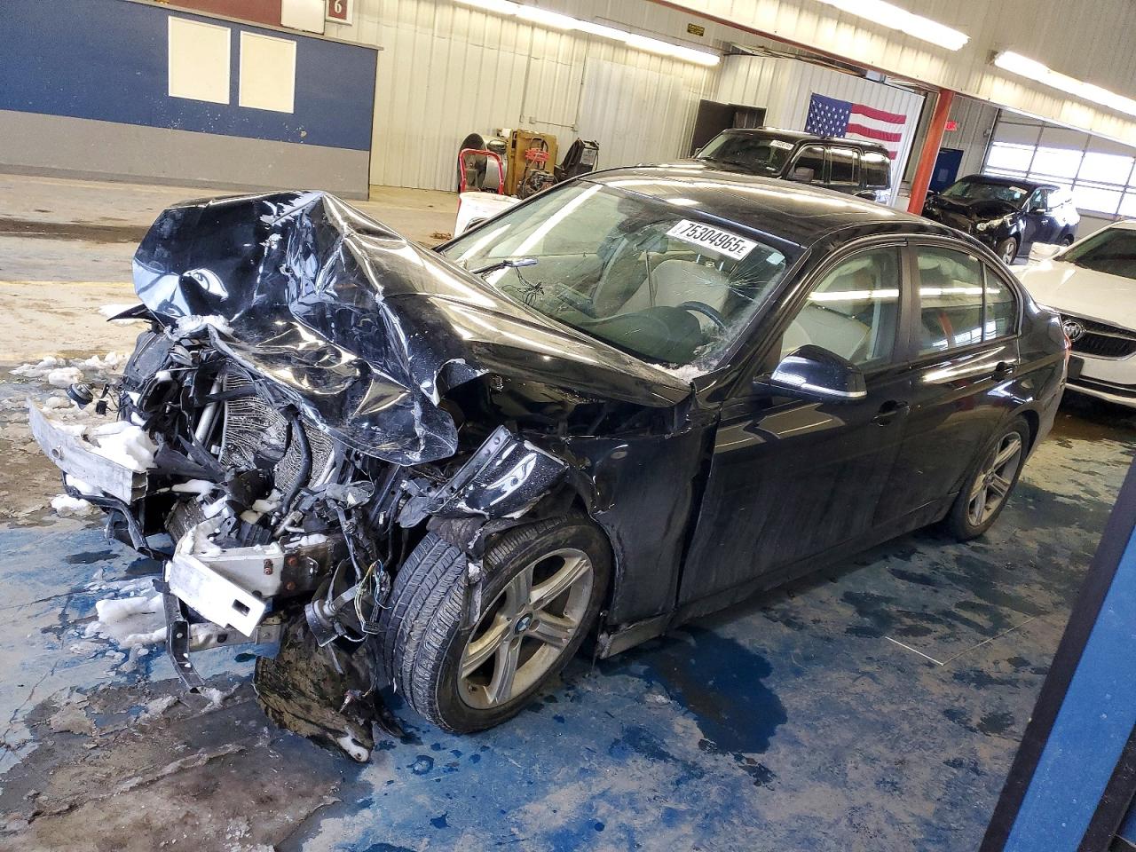 2013 BMW 3 Series 328i xDrive, VIN WBA3B3C5XDF540388 — Front end
