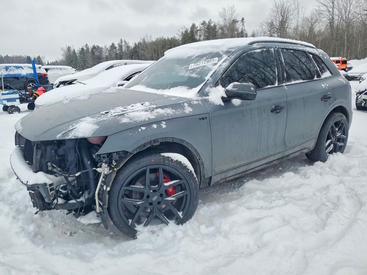 2021 Audi SQ5 Premium Plus, VIN WA1A4AFY2M2026602 — Перед