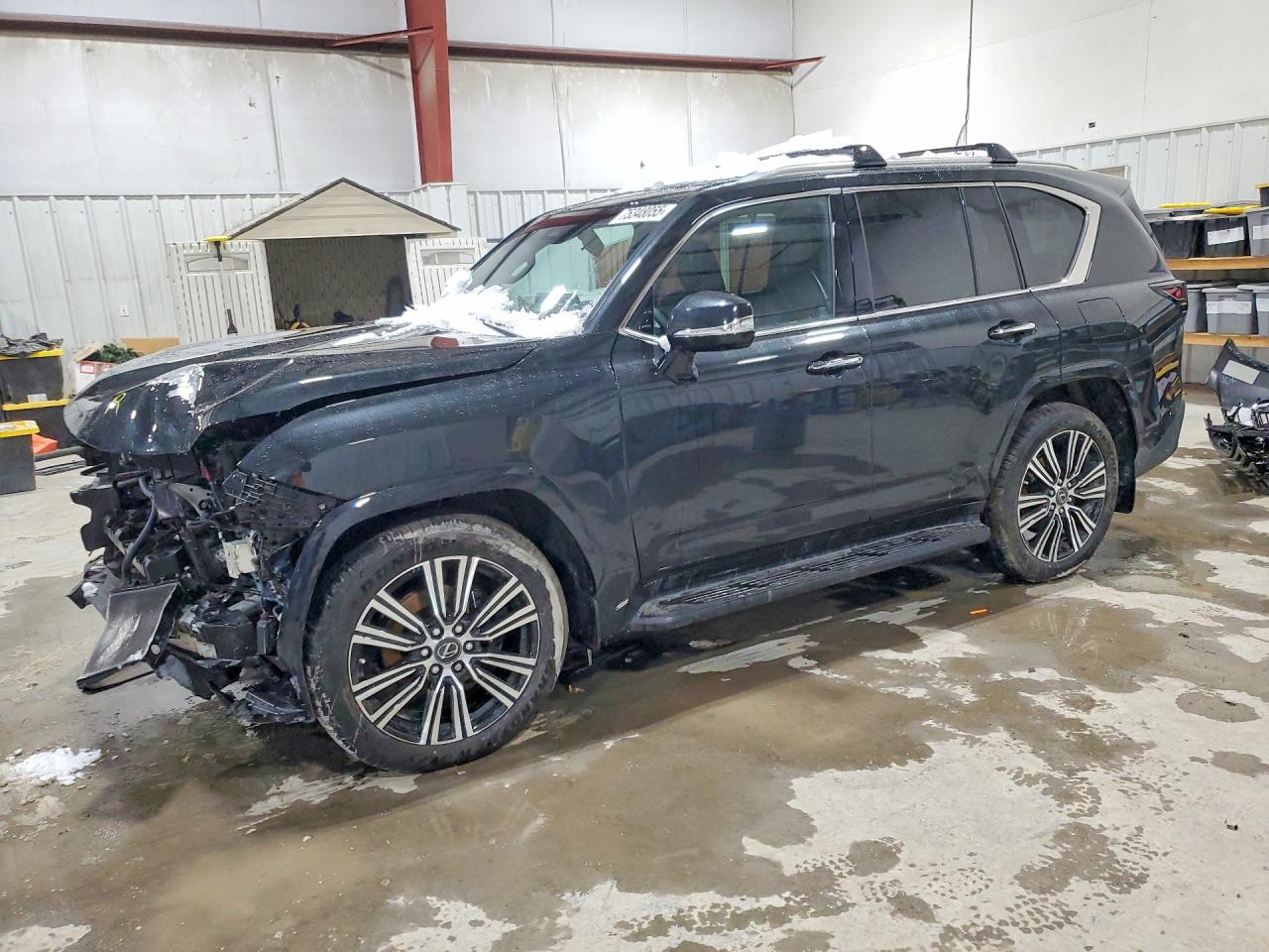 2025 Lexus LX 600 Luxury, VIN JTJGB7CX1S4078516 — Front end