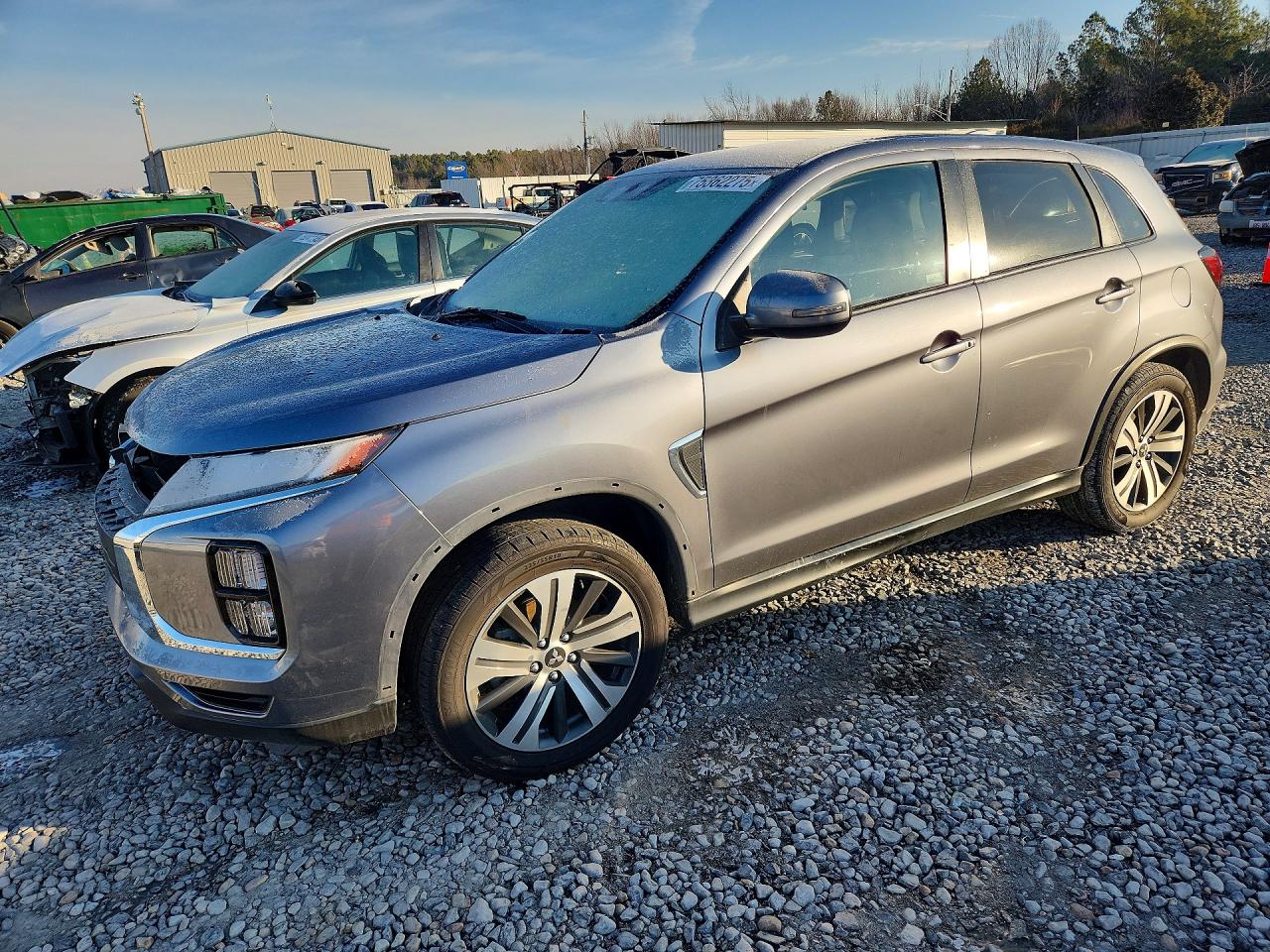 2021 Mitsubishi Outlander SE, VIN JA4APVAU3MU015678 — Бок