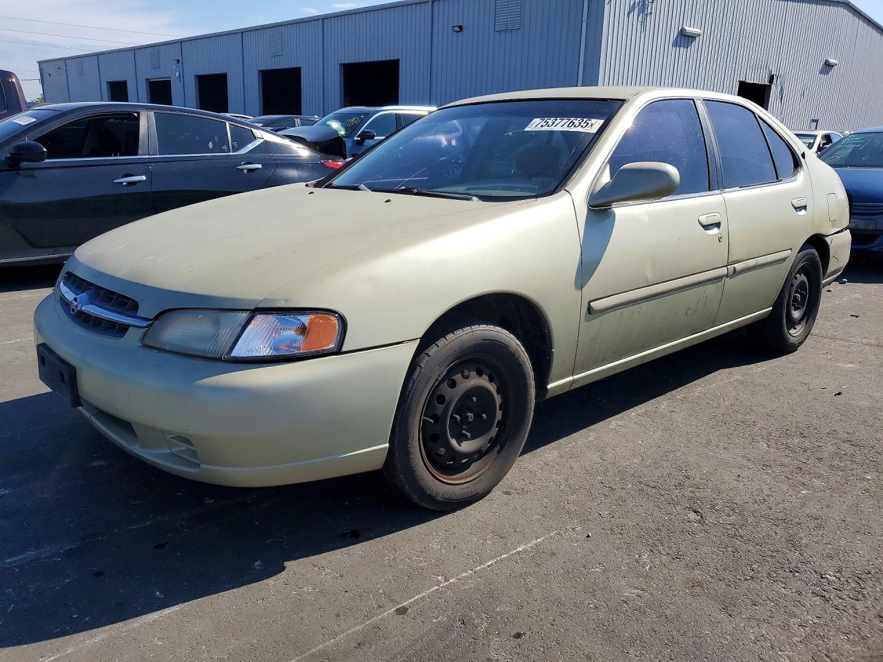 1999 Nissan Altima XE, VIN 1N4DL01D8XC150480 — Rear end