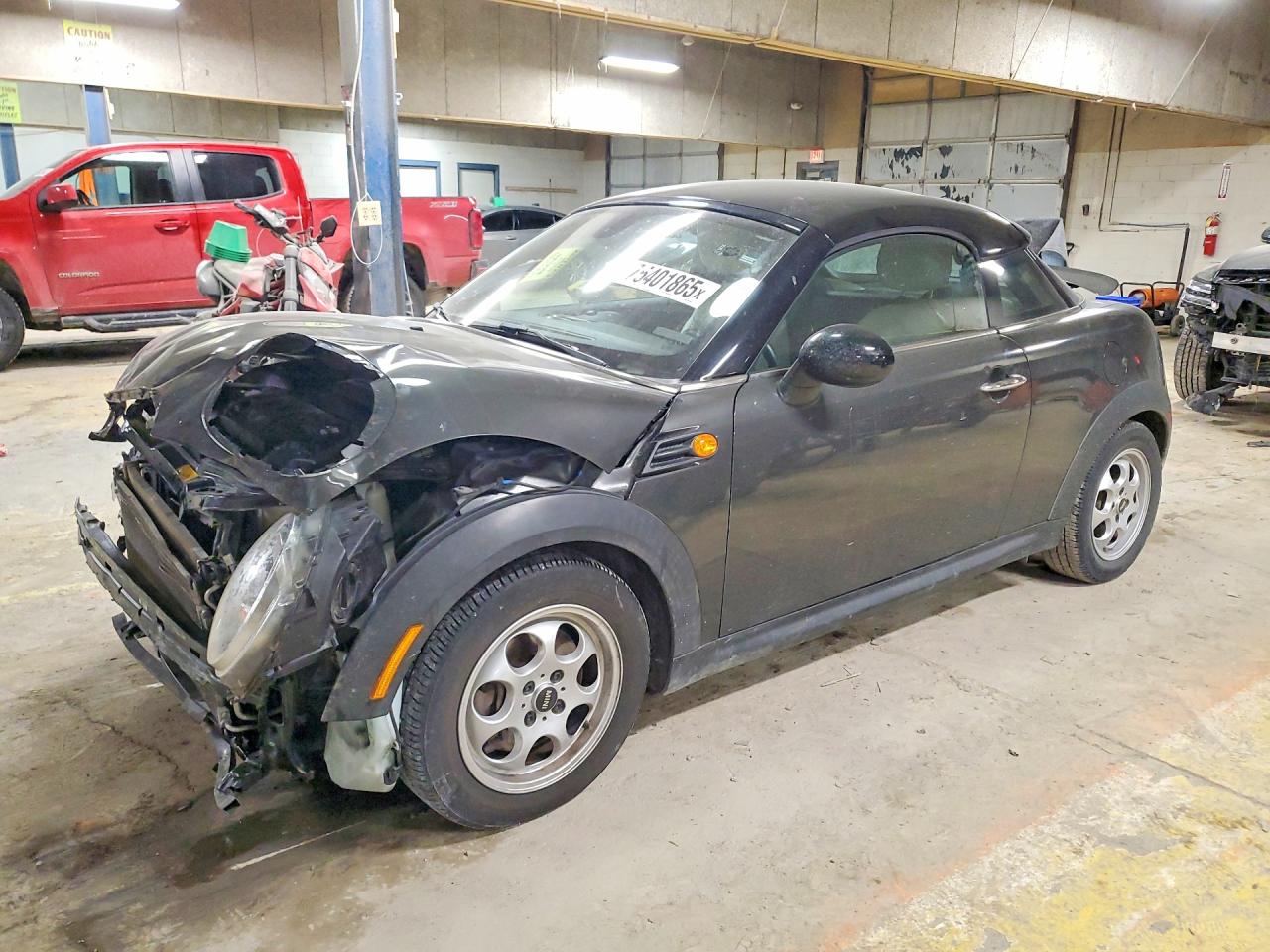 2013 MINI Coupe, VIN WMWSX1C54DT507390 — Front end