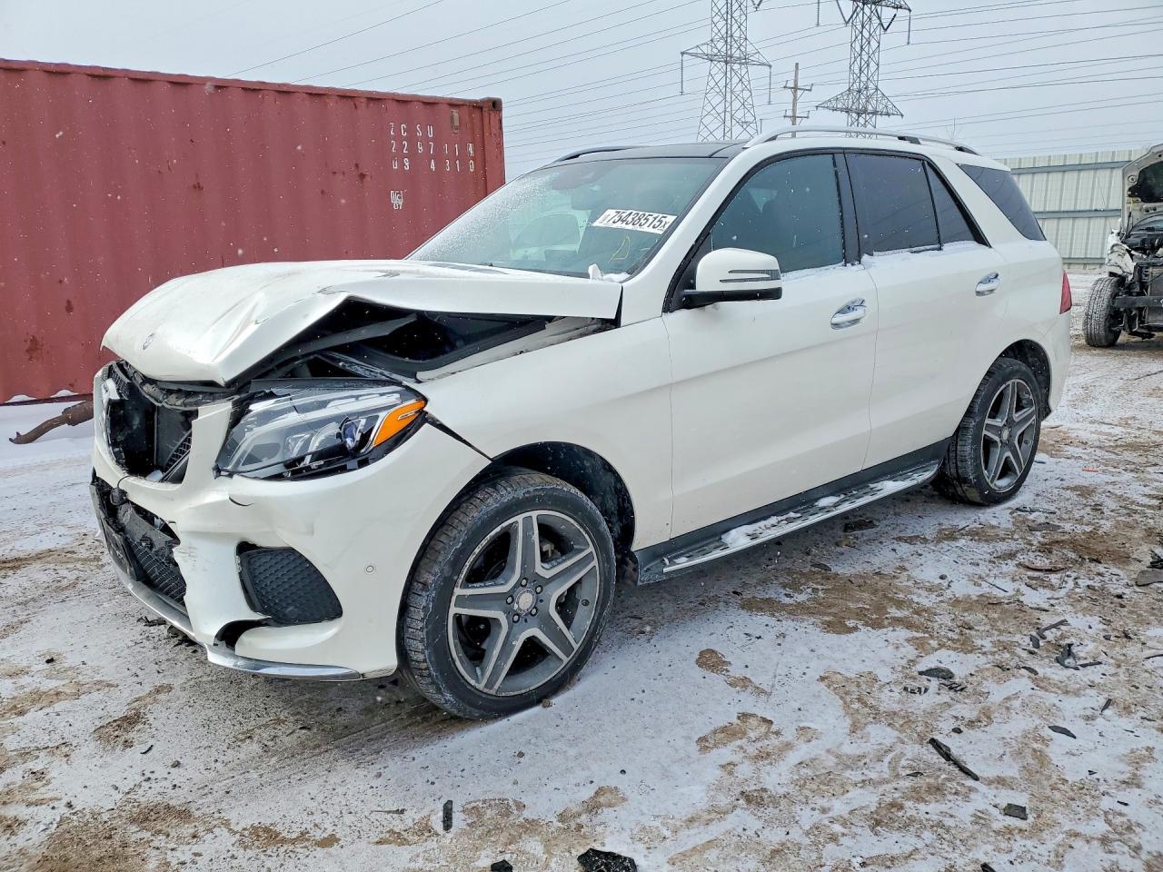 2016 Mercedes-Benz GLE 400, VIN 4JGDA5GB7GA694219 — Front end