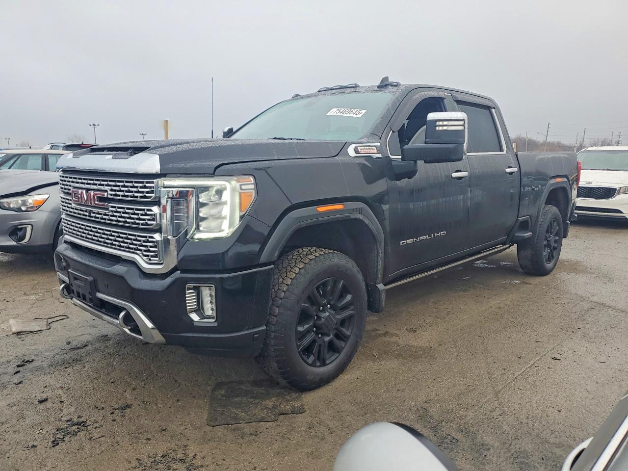 2022 GMC Sierra 2500HD Denali, VIN 1GT49REY1NF264570 — Vandalism
