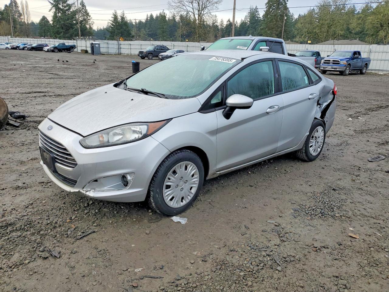 2014 Ford Fiesta S, VIN 3FADP4AJ1EM110934 — Rear end