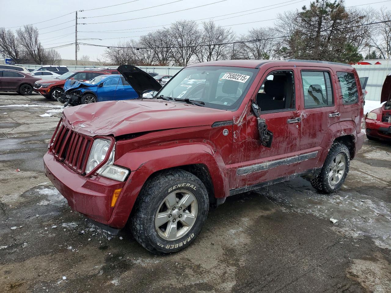 2012 Jeep Liberty Sport, VIN 1C4PJMAK1CW118093 — Перед