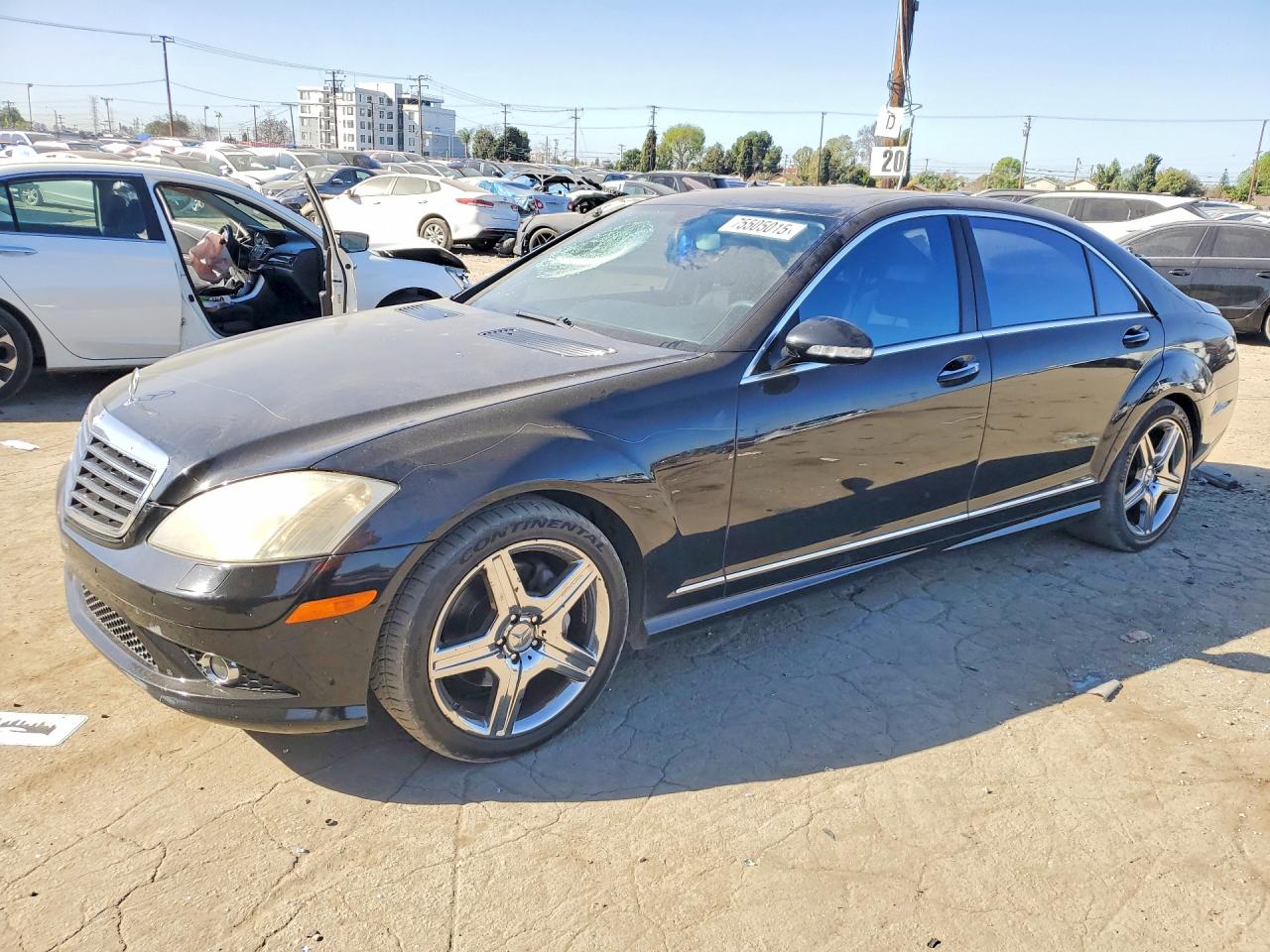 2008 Mercedes-Benz S 550, VIN WDDNG71X48A195182 — Vandalism