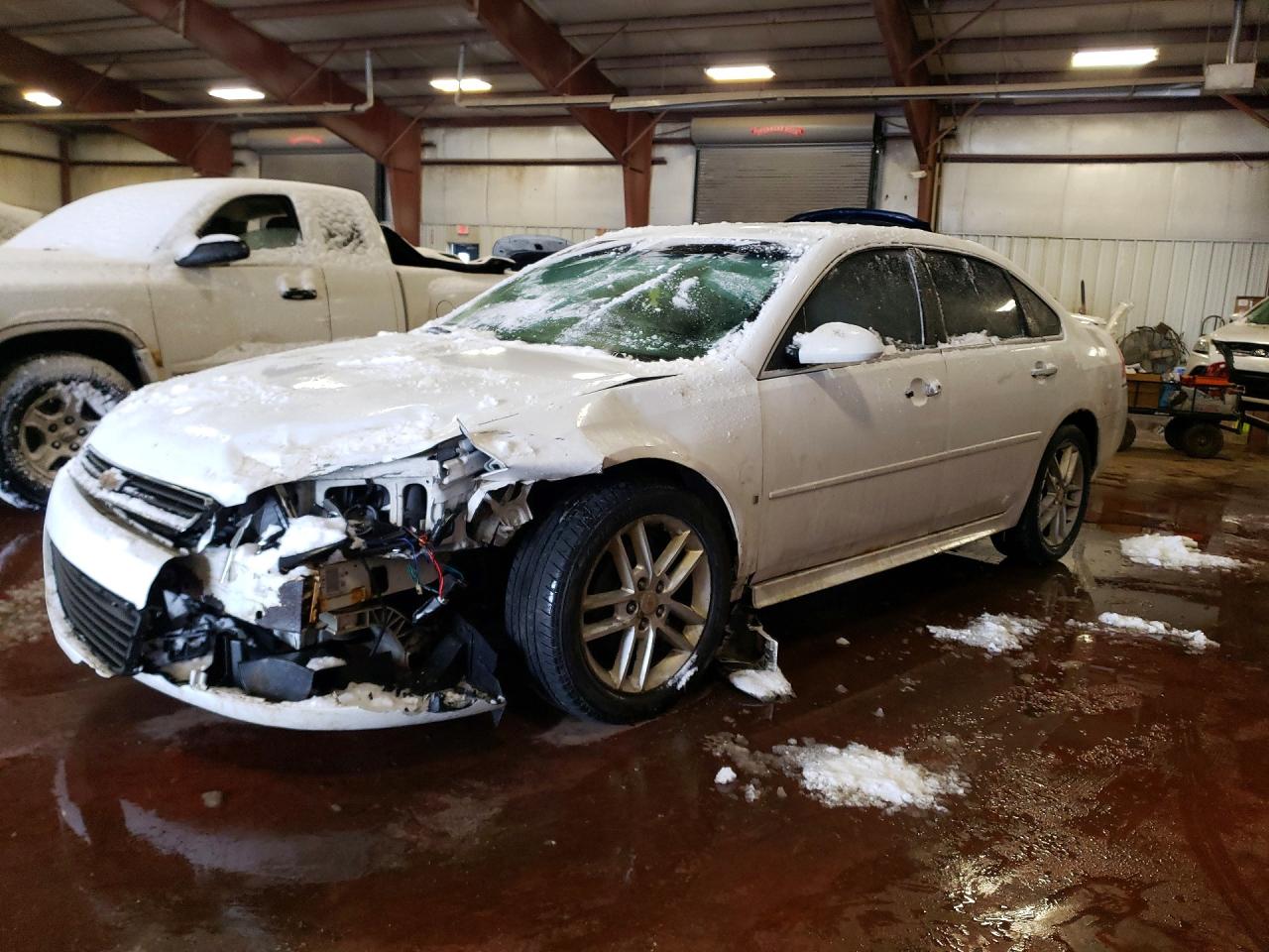 2010 Chevrolet Impala LTZ, VIN 2G1WC5EM0A1121443 — Front end