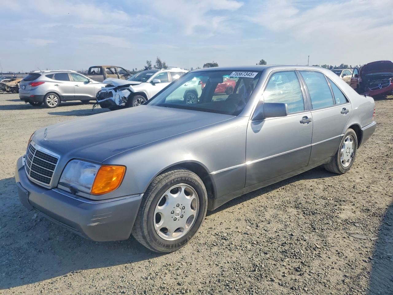 1993 Mercedes-Benz S 320, VIN WDBGA32E6PA097665 — Minor dents and scratches