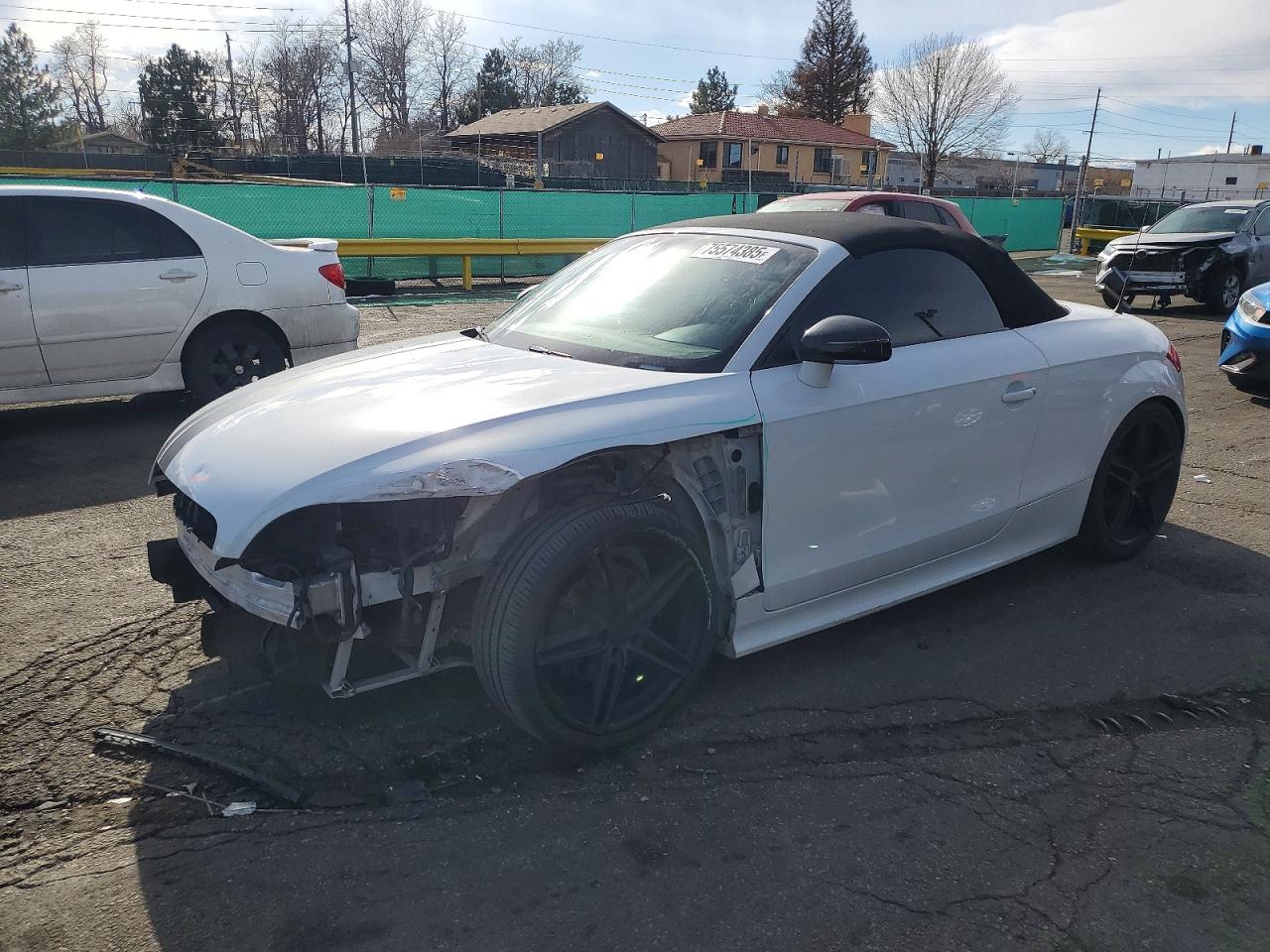 2015 Audi TT 2.0T, VIN TRUSFAFK5F1000901 — Перед