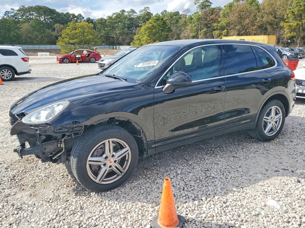 2012 Porsche Cayenne, VIN WP1AA2A2XCLA05415 — Front end