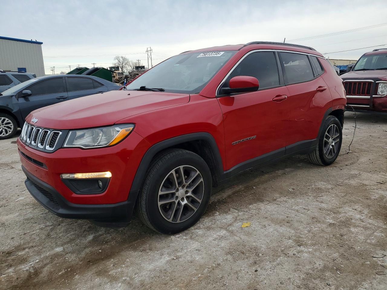 2018 Jeep Compass Latitude, VIN 3C4NJCBB9JT140183 — Rear end
