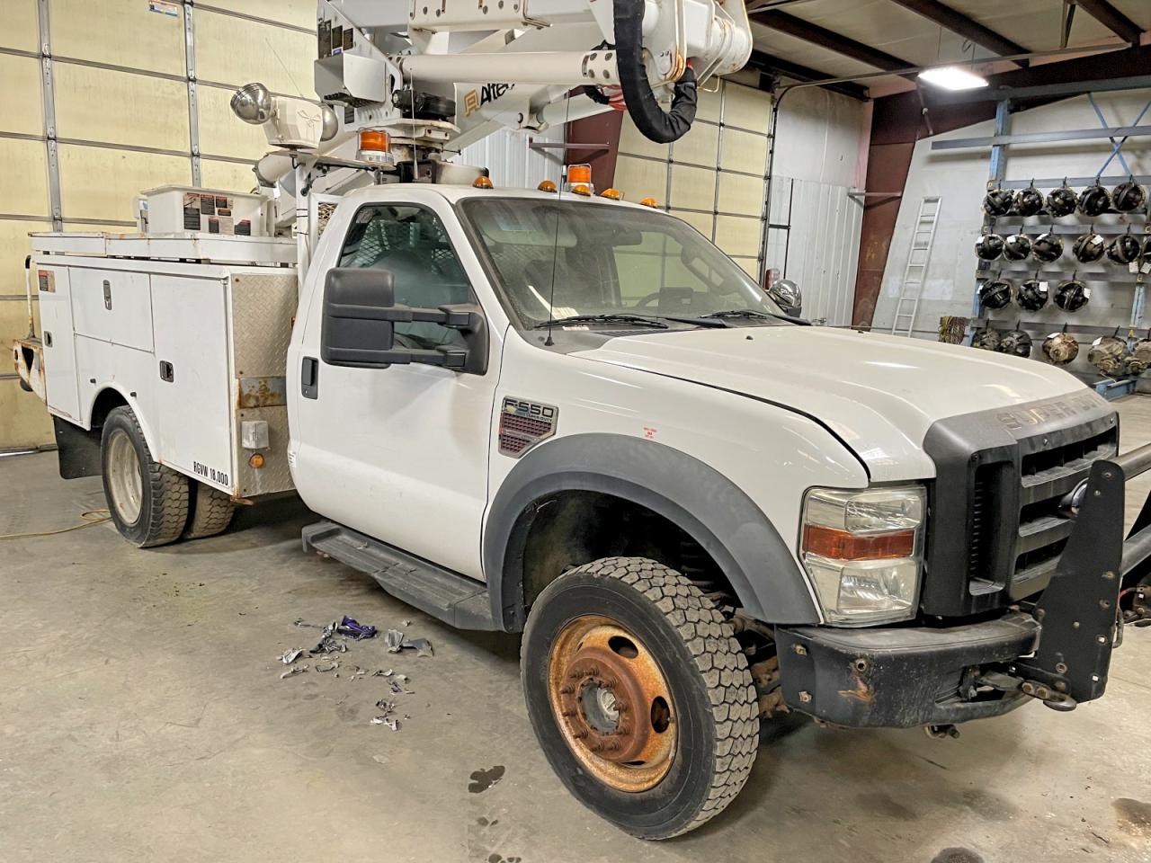 2009 Ford F-550, VIN 1FDAF57R69EA23444 — Mechanical