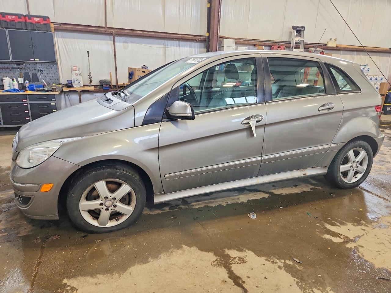 2008 Mercedes-Benz B Electric Drive, VIN WDDFH33X18J351167 — Vandalism