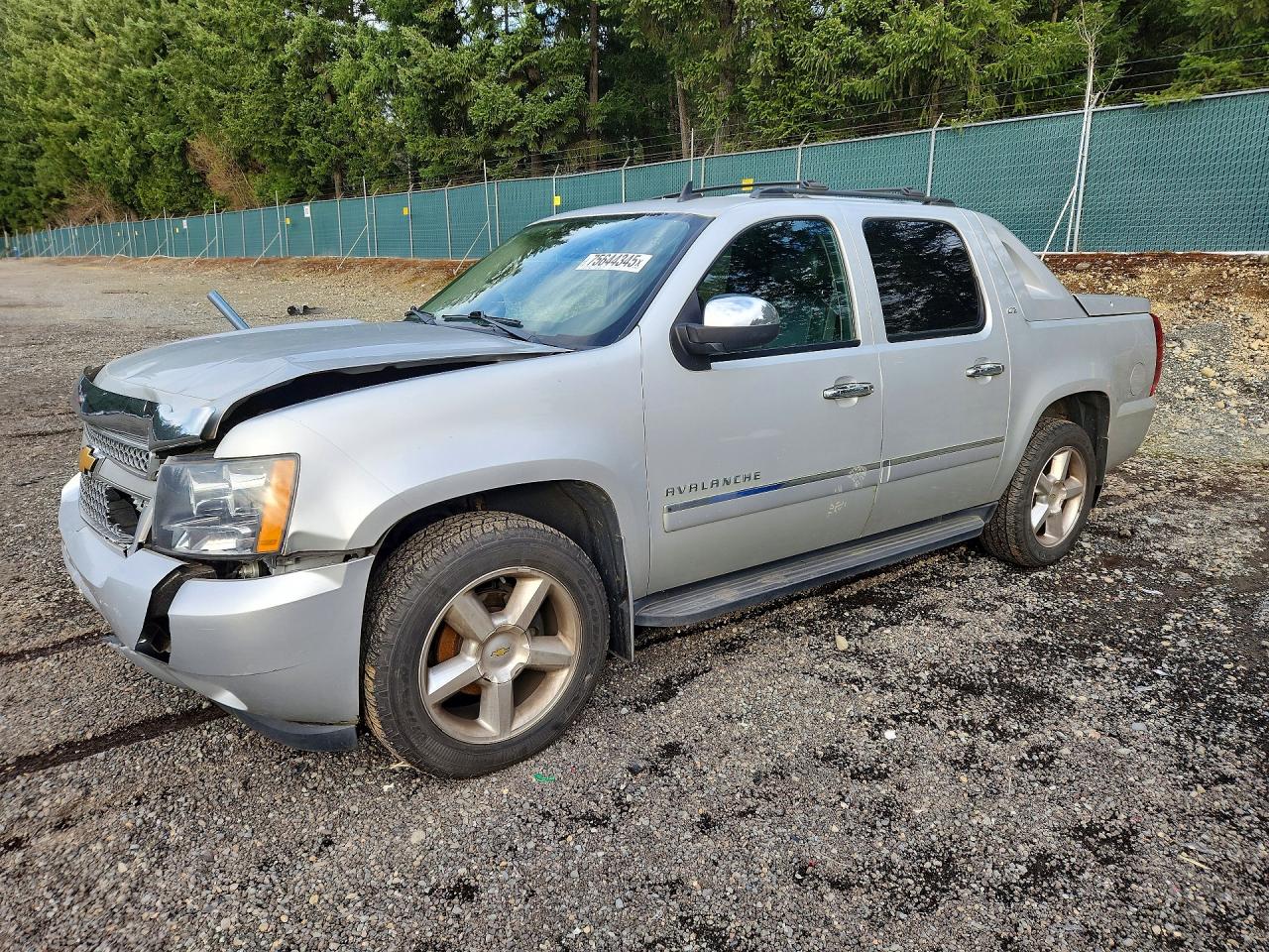 2012 Chevrolet Avalanche LTZ, VIN 3GNTKGE7XCG171531 — Перед