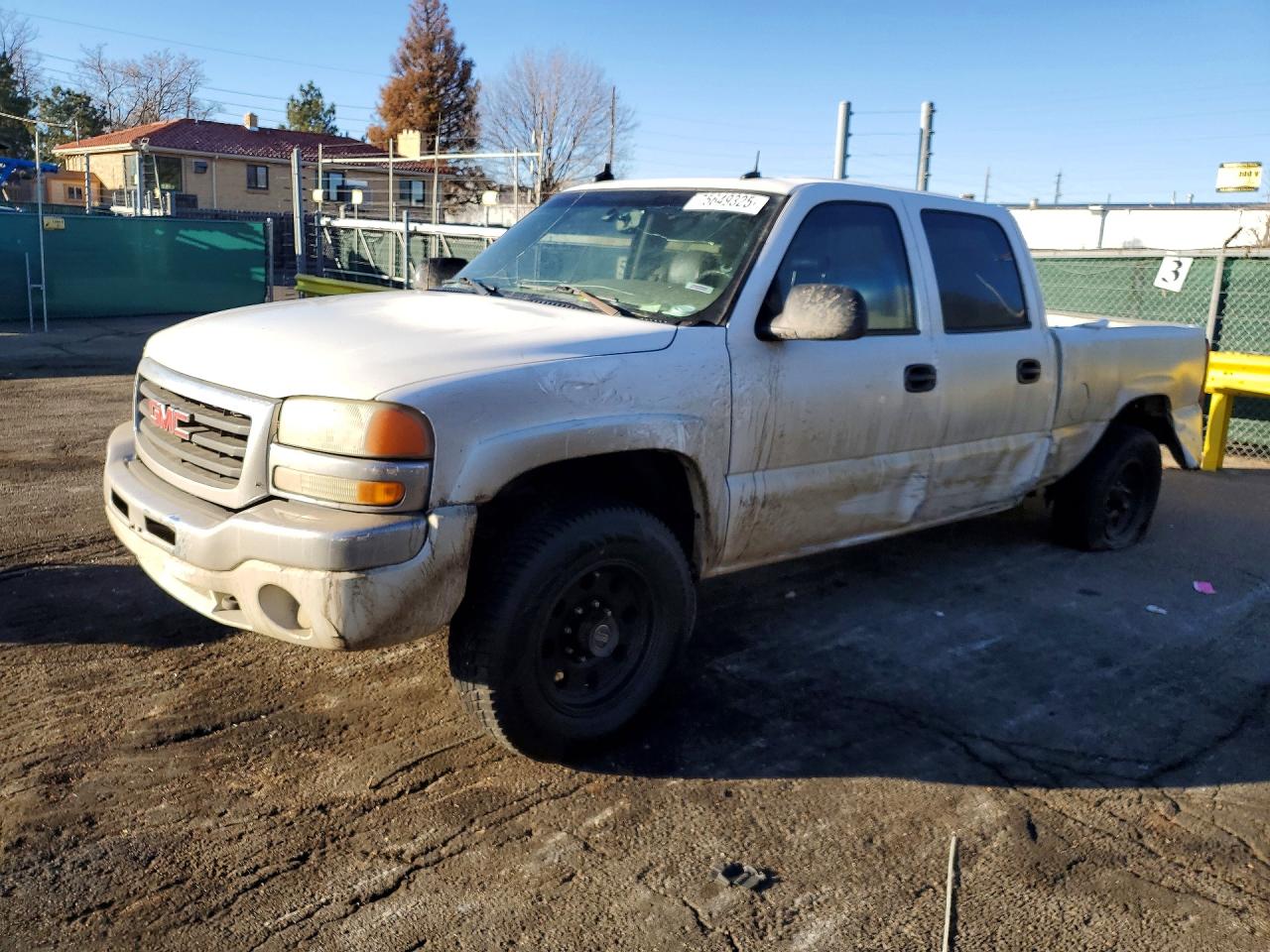 2003 GMC Sierra 1500HD SLT, VIN 1GTGK13UX3F119284 — Rear end