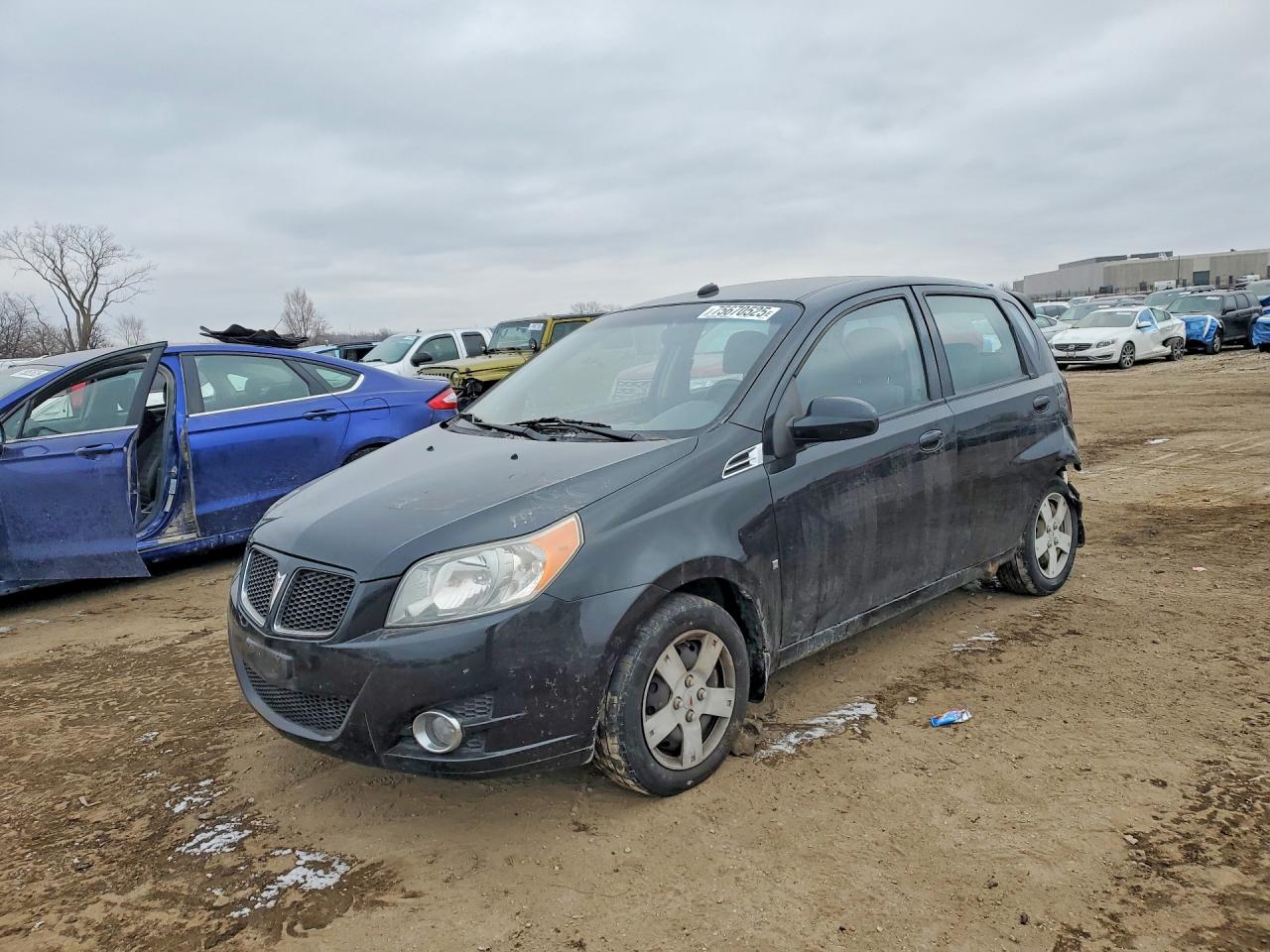 2009 Pontiac G3, VIN KL2TD66E89B641599 — Rear end