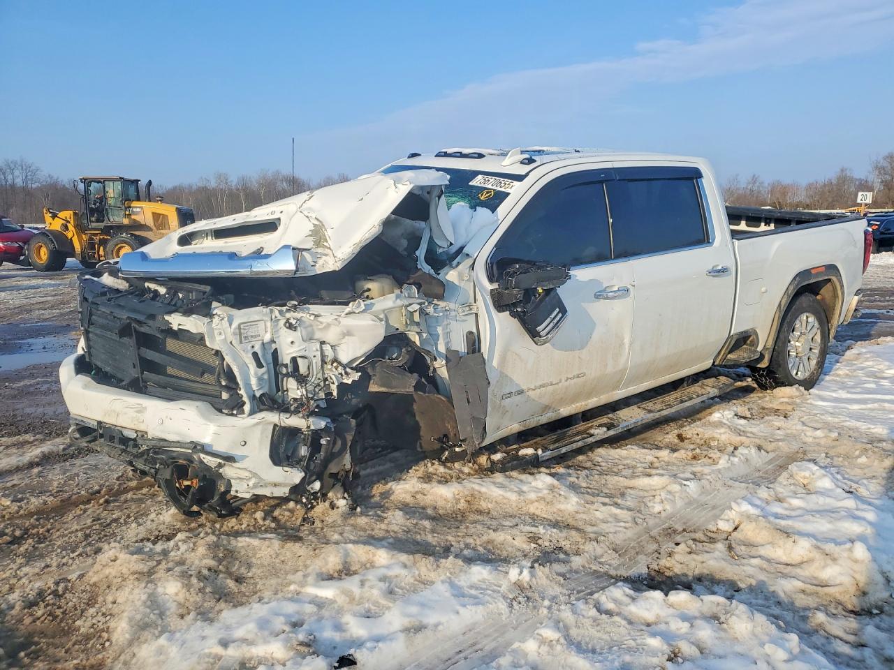 2023 GMC Sierra 2500HD Denali, VIN 1GT49RE73PF234626 — Front end