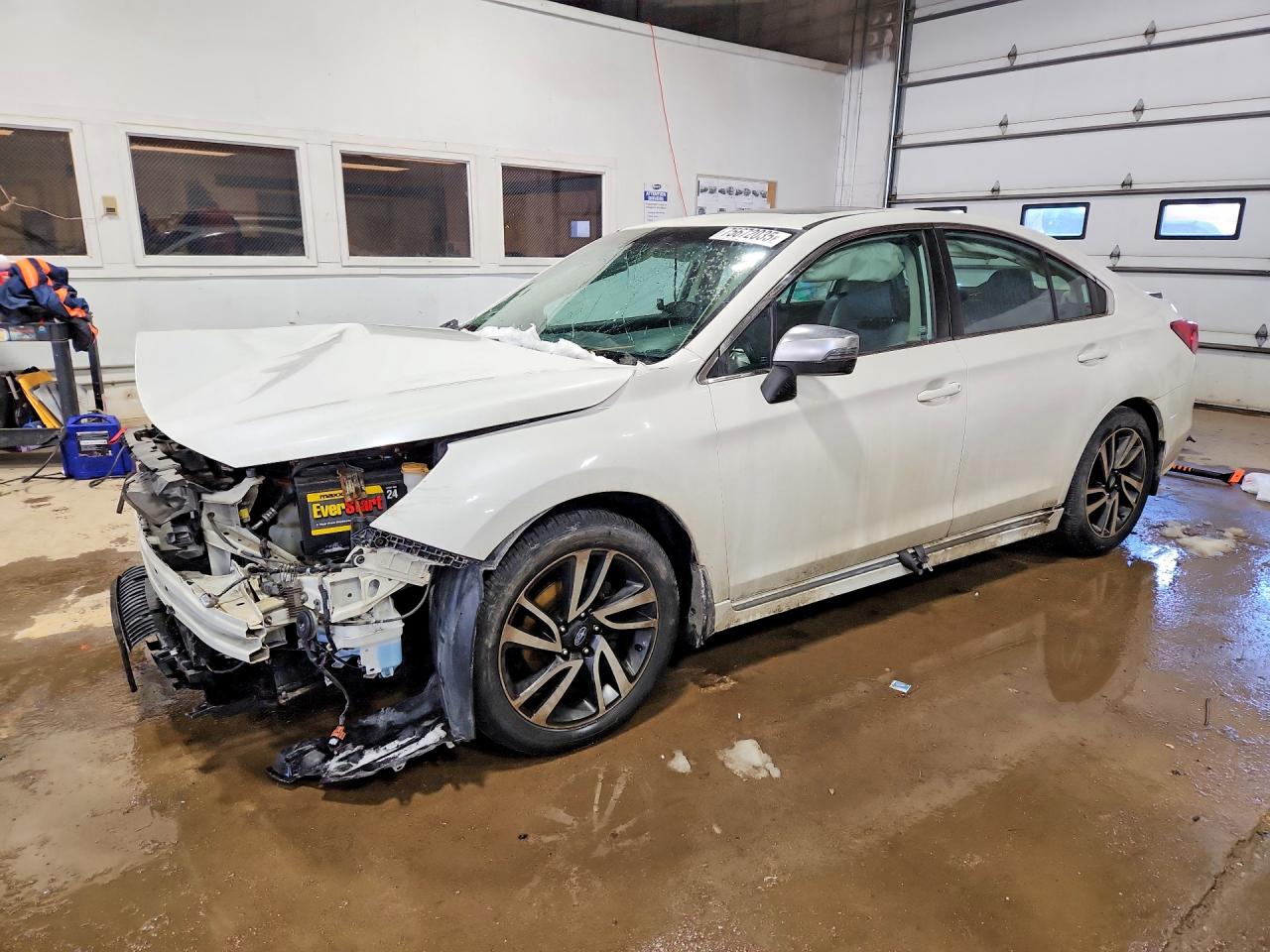 2017 Subaru Legacy Special Sports, VIN 4S3BNAR65H3014140 — Front end