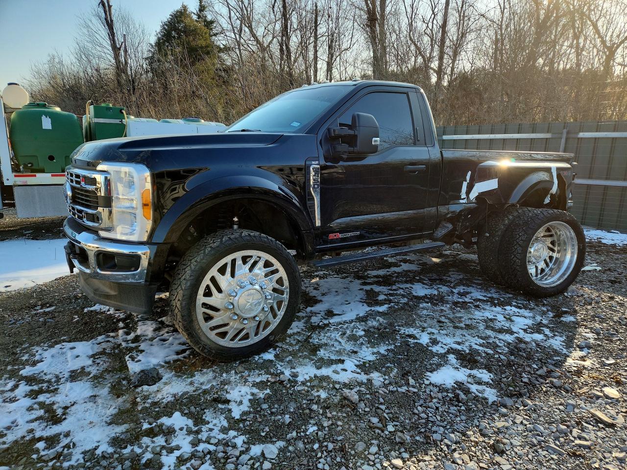 2023 Ford F-450, VIN 1FTRF4DM8PEC86980 — Rear end