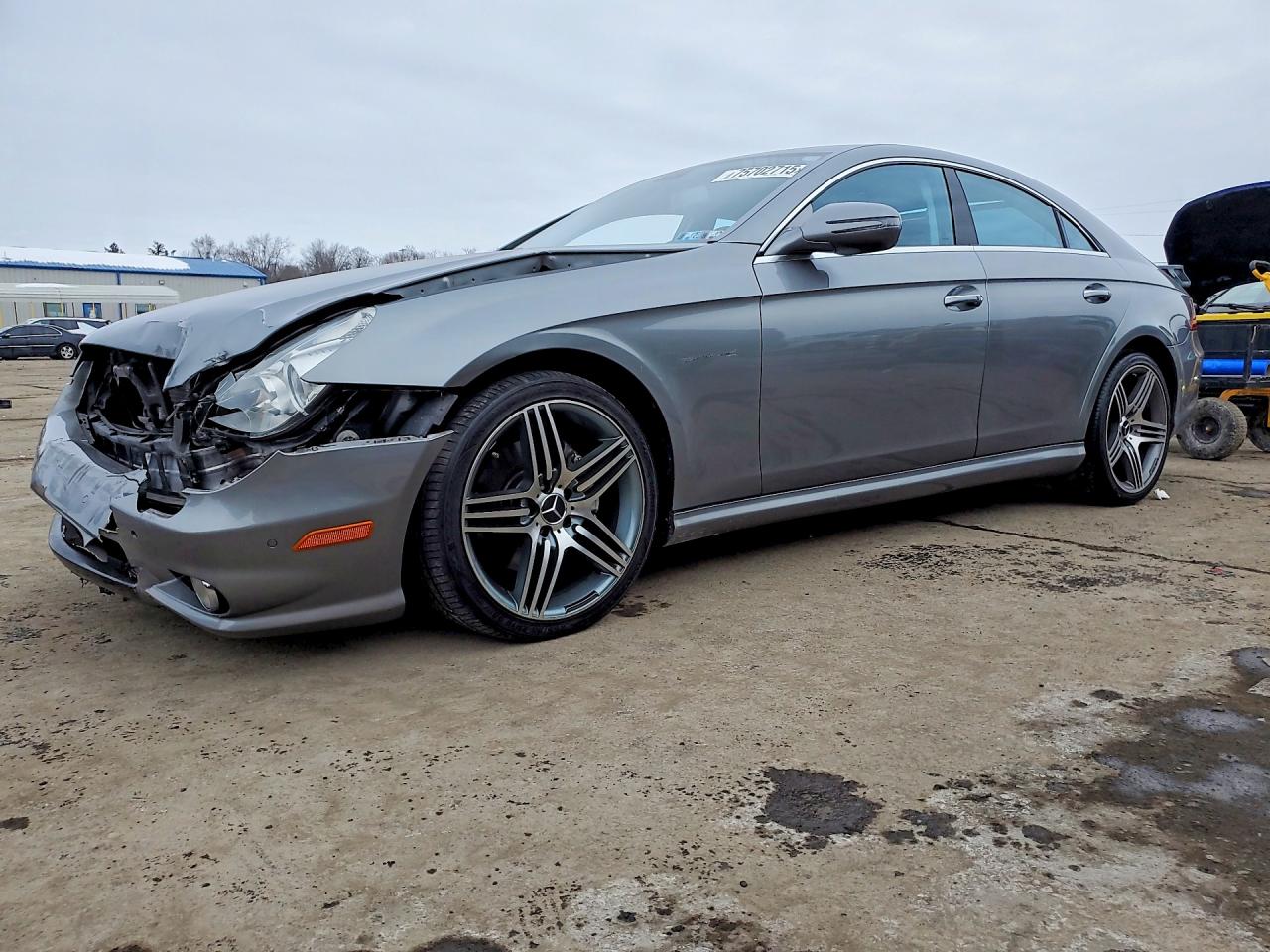 2011 Mercedes-Benz CLS 550, VIN WDDDJ7CB3BA167640 — Front end
