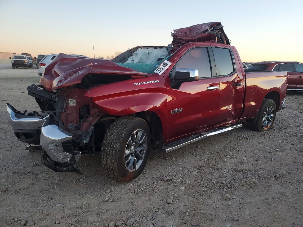 2020 Chevrolet Silverado 1500 LT, VIN 1GCRWCEK9LZ132725 — Roof