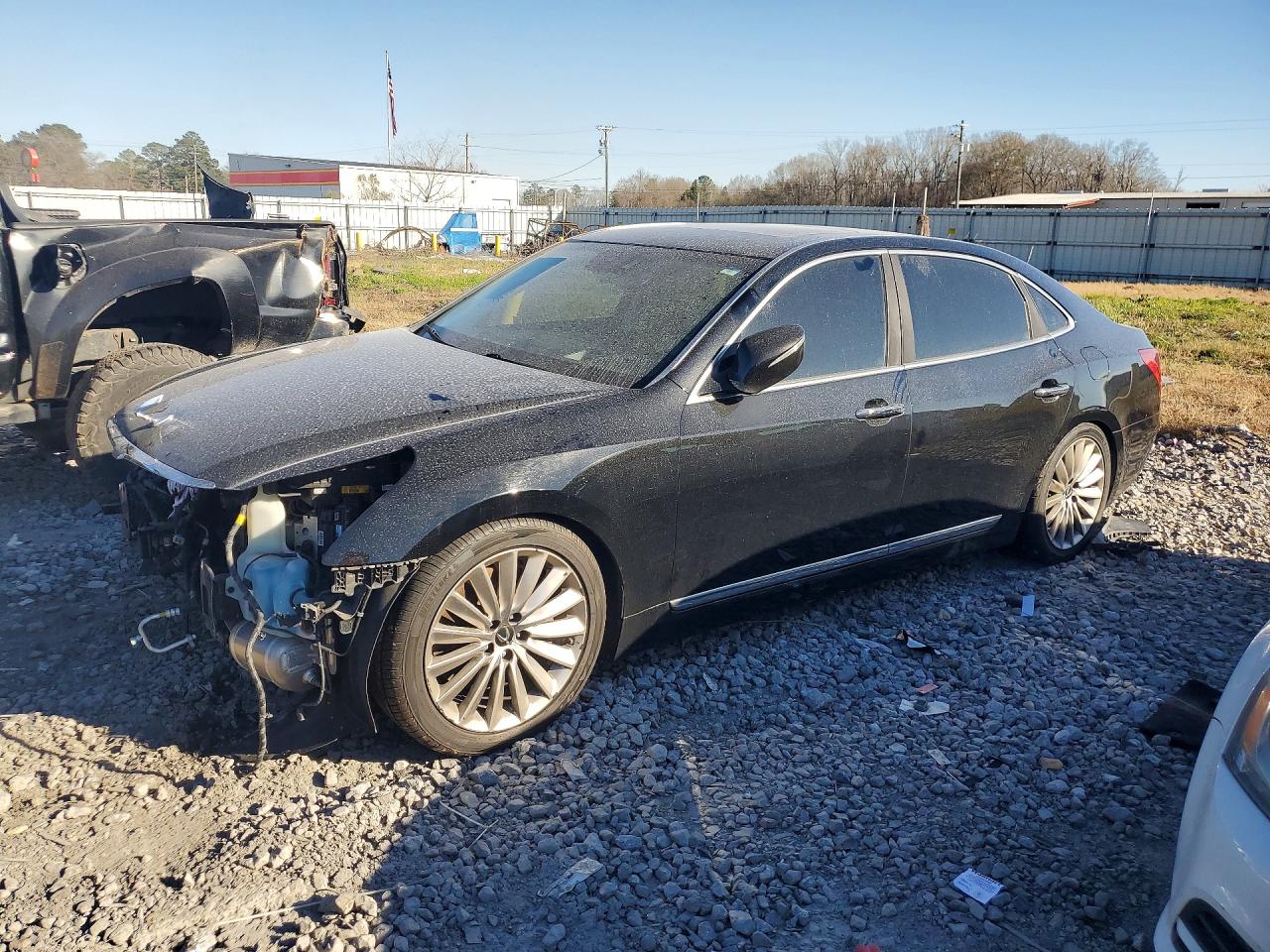 2016 Hyundai Equus Ultimate, VIN KMHGH4JH2GU106192 — Front end