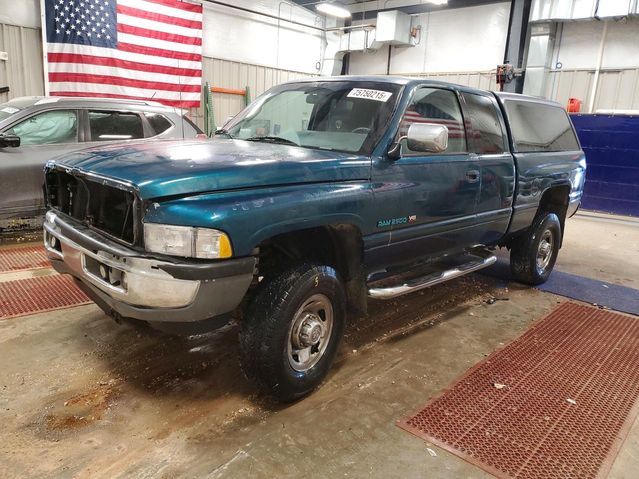 1997 Dodge 2500, VIN 3B7KF23ZXVG819646 — Front end
