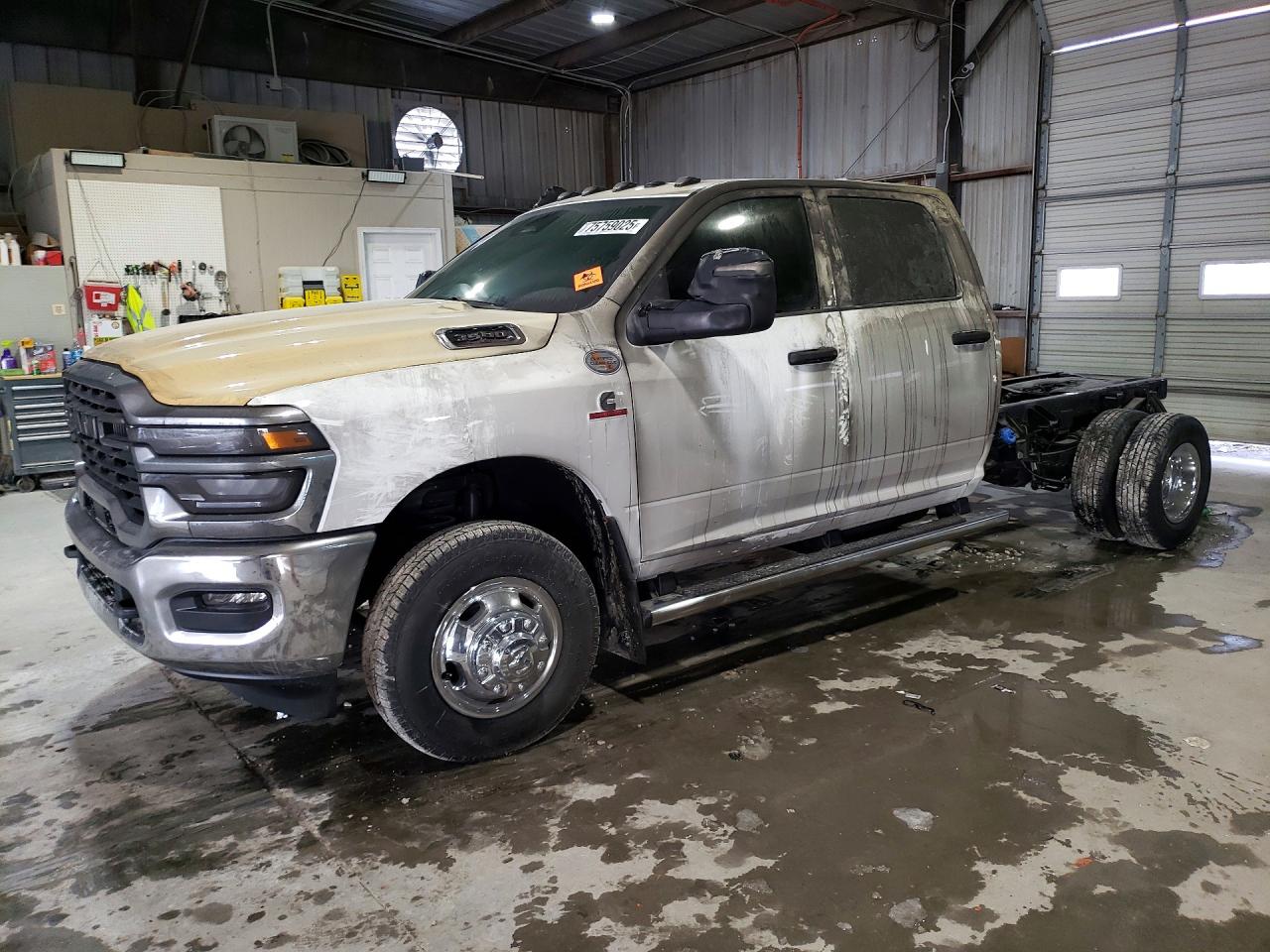 2026 Ram 3500 SLT, VIN 3C7WRTCL6TG224786 — Burn