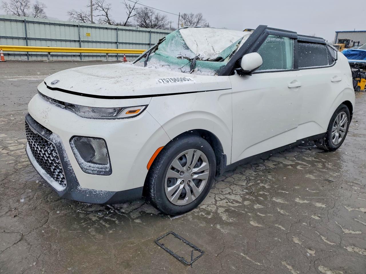 2020 Kia Soul LX, VIN KNDJ23AU4L7710595 — Roof