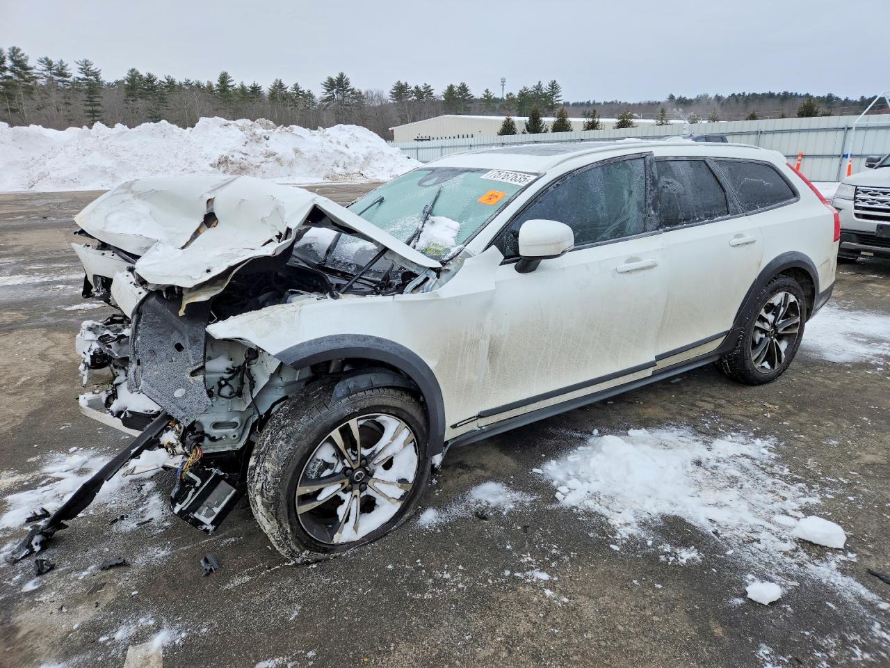 2019 Volvo V90, VIN YV4102NK0K1084714 — Перед