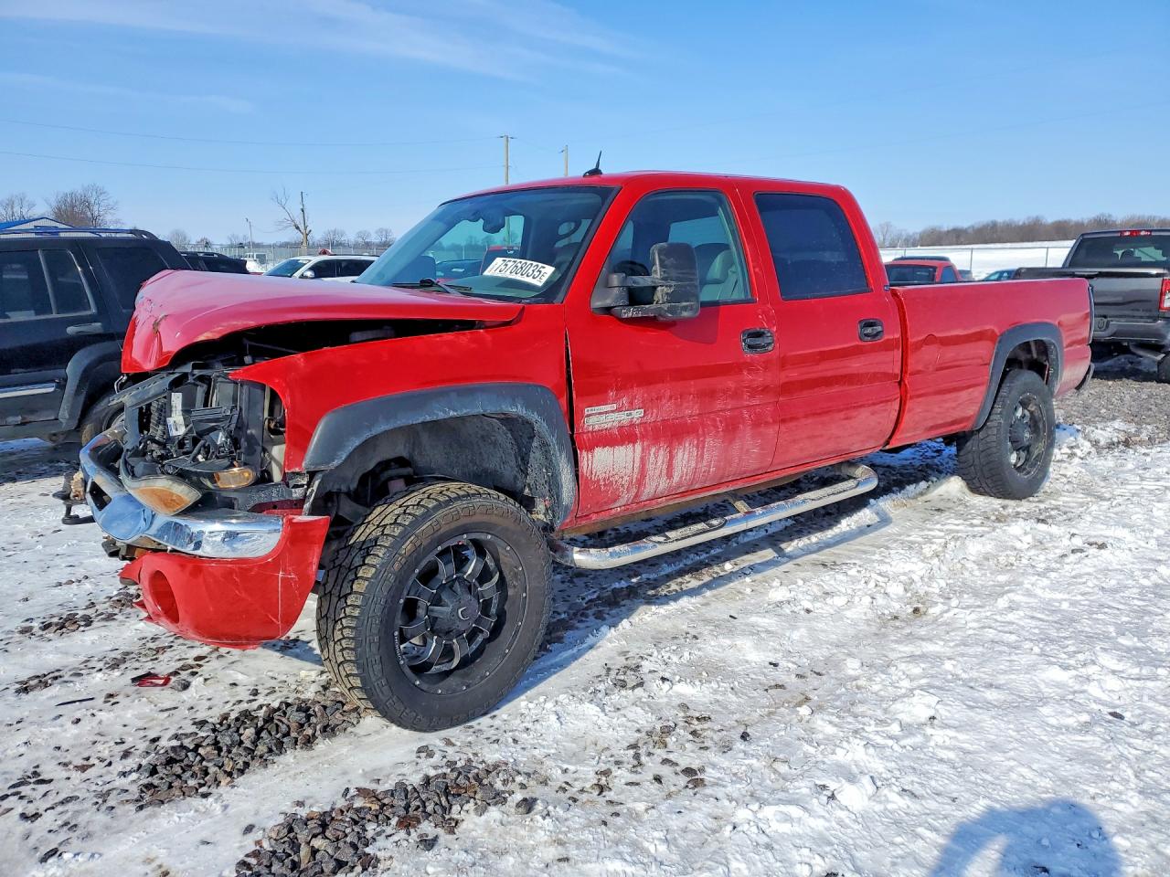 2004 GMC Sierra 3500 DRW SL, VIN 1GTHK33274F229712 — Front end