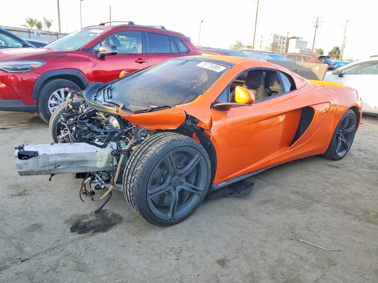 2015 McLaren 650S, VIN SBM11FAA9FW004945 — Front end