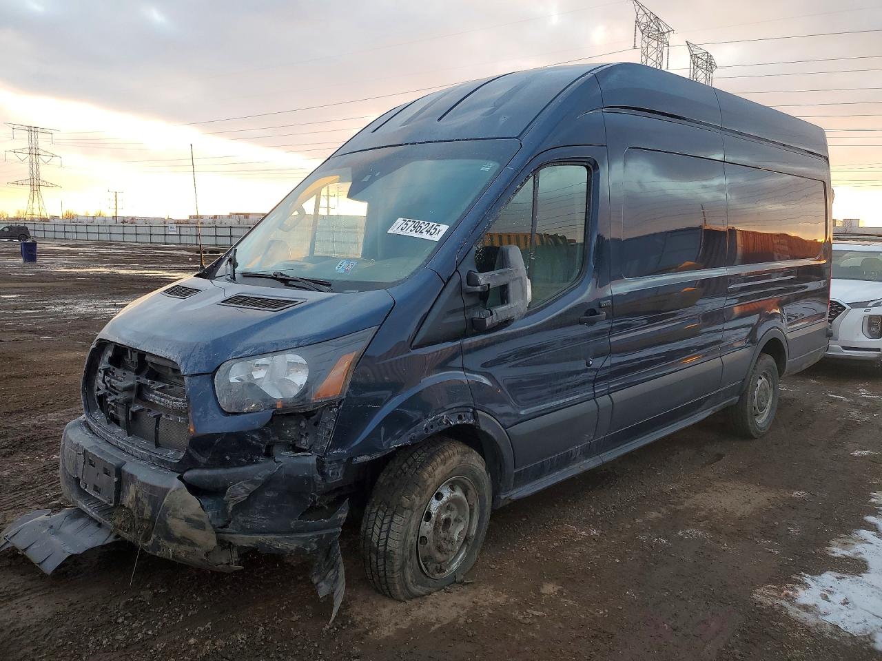 2018 Ford Transit Cargo, VIN 1FTBW3XG7JKA19338 — Front end