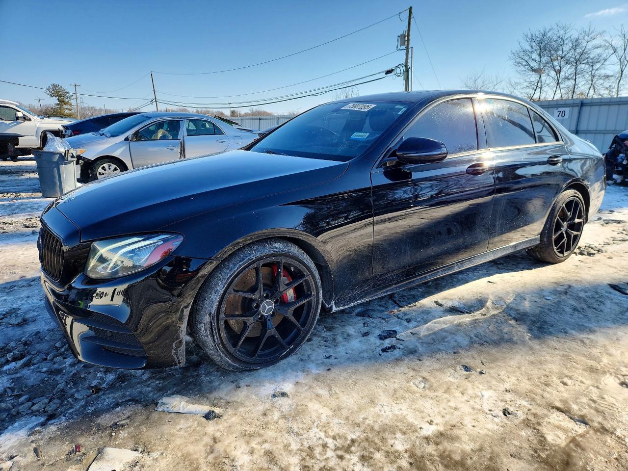 2017 Mercedes-Benz E 300 Sport, VIN WDDZF4KBXHA080771 — Minor dents and scratches
