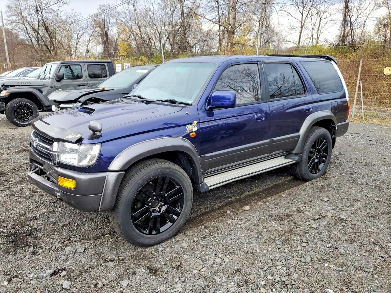 1997 Toyota Hilux, VIN KZN1859006586 — Зад