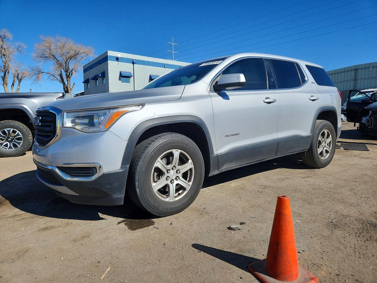 2017 GMC Acadia SLE, VIN 1GKKNKLA9HZ260824 — Frame damage