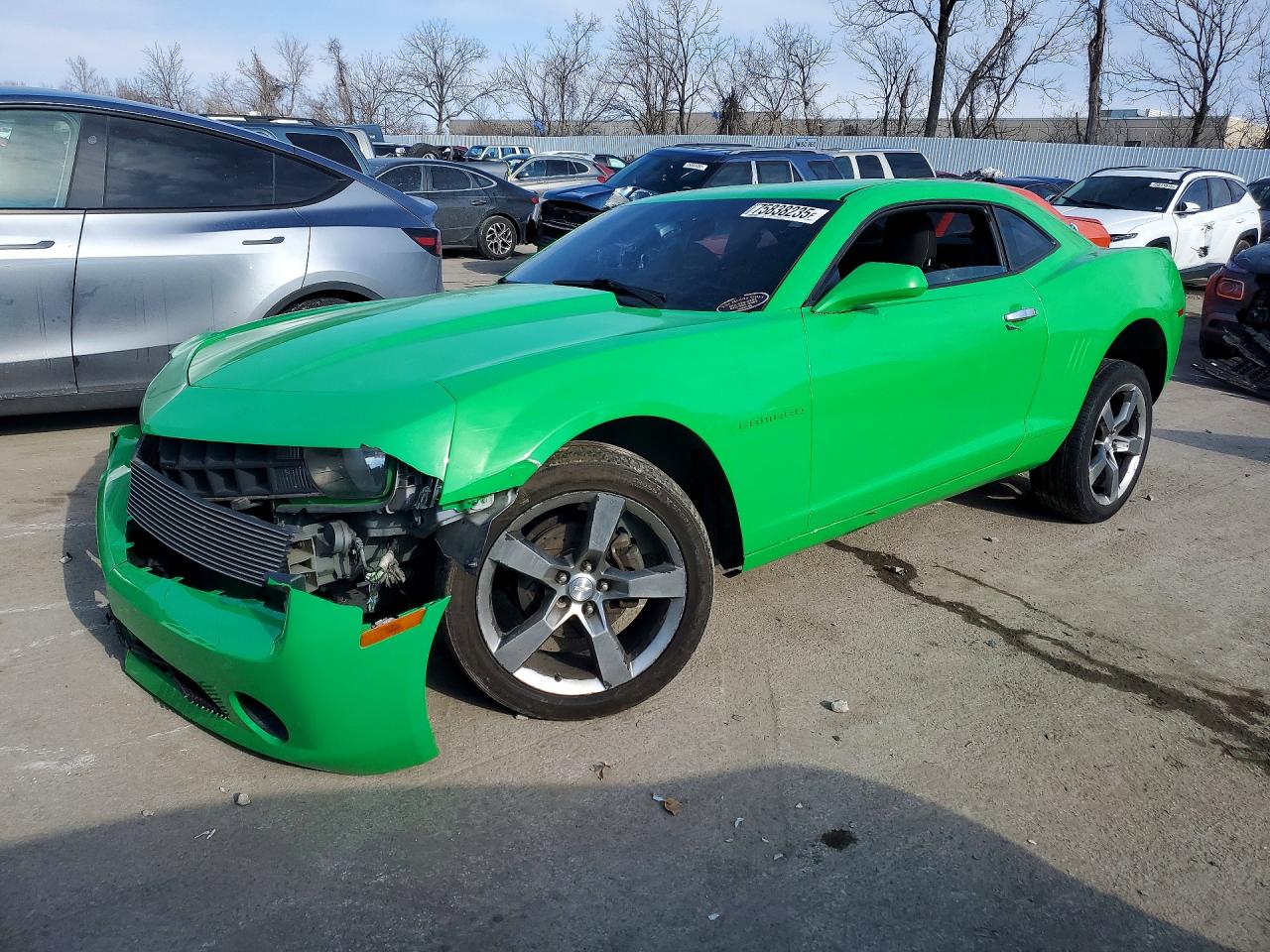 2013 Chevrolet Camaro LS, VIN 2G1FA1E35D9125791 — Front end