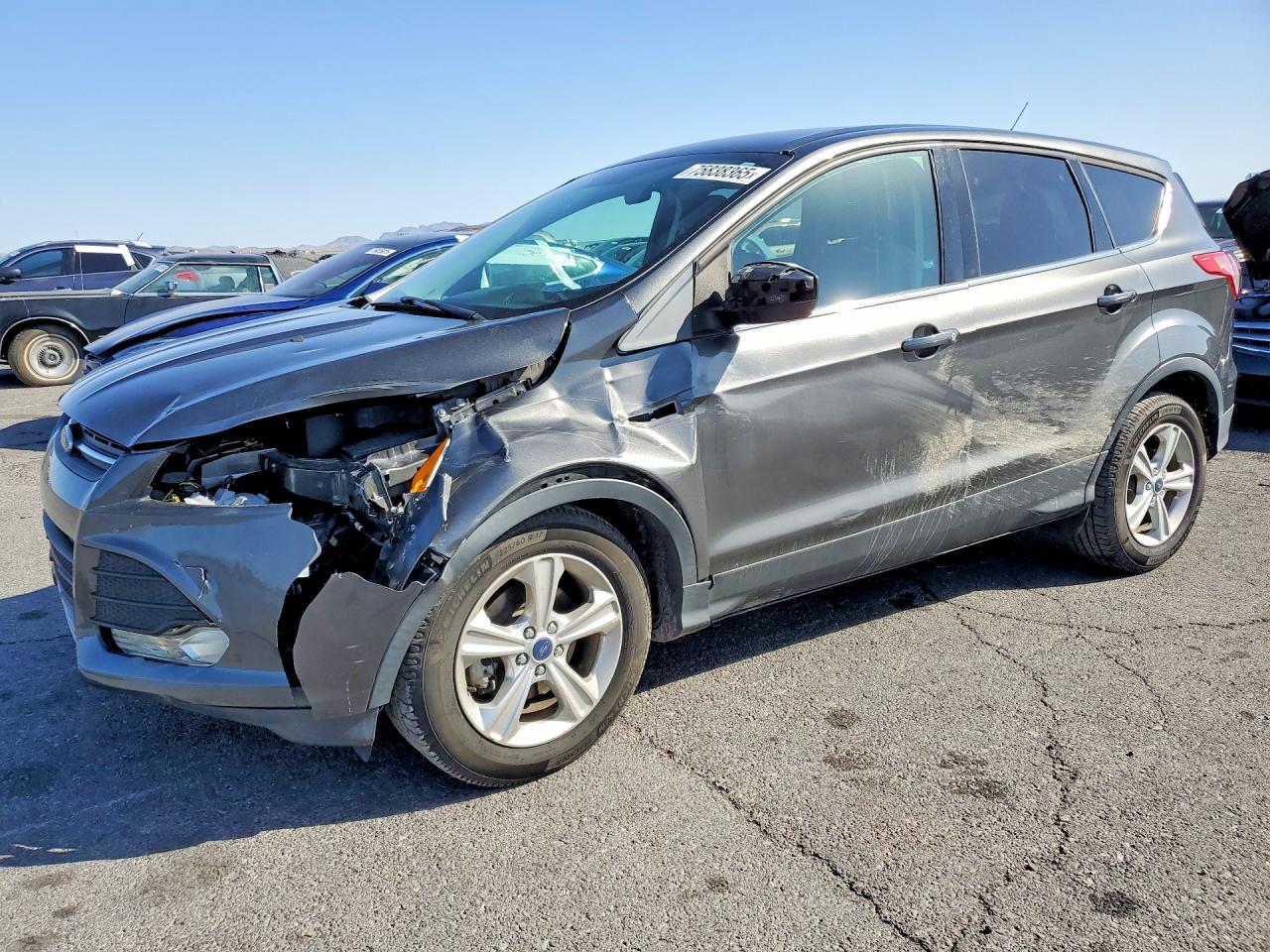 2015 Ford Escape SE, VIN 1FMCU0G76FUC89211 — Front end