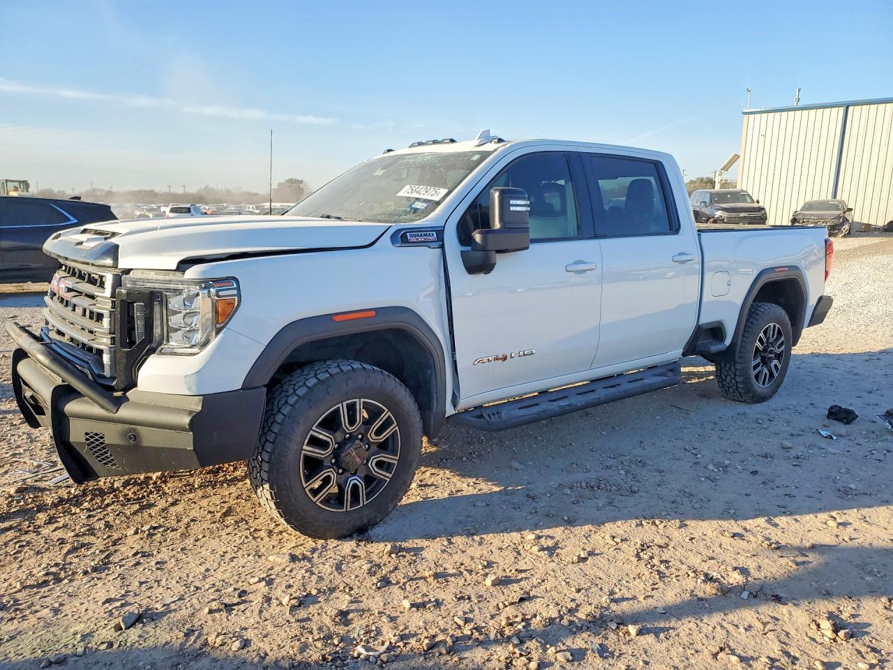 2022 GMC Sierra 2500HD AT4, VIN 1GT49PEY6NF212470 — Front end