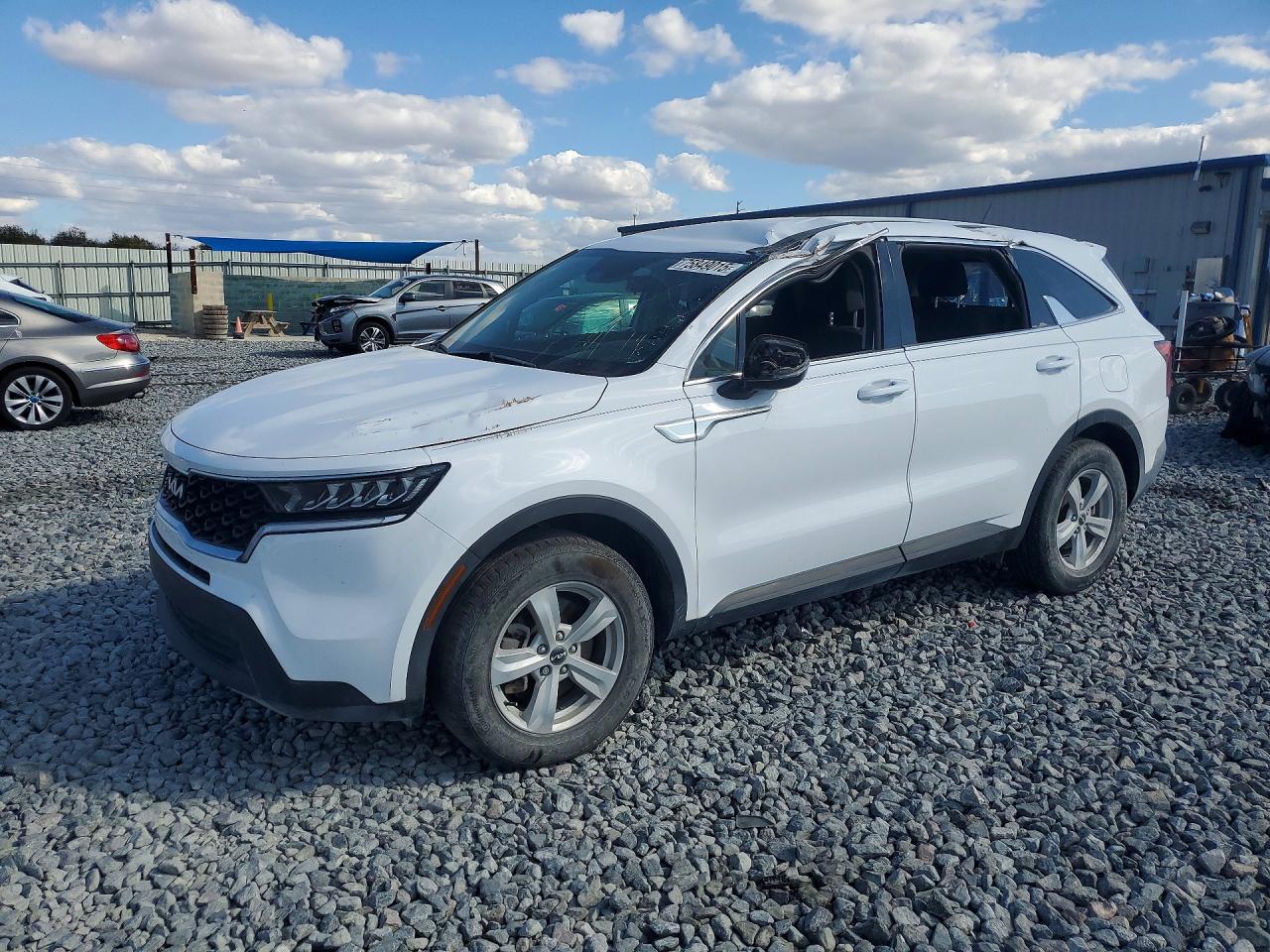 2023 Kia Sorento LX, VIN 5XYRG4LC8PG218028 — Roof
