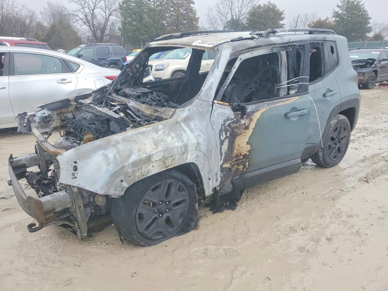 2018 Jeep Renegade Sport, VIN ZACCJBAB1JPH72007 — Пожар