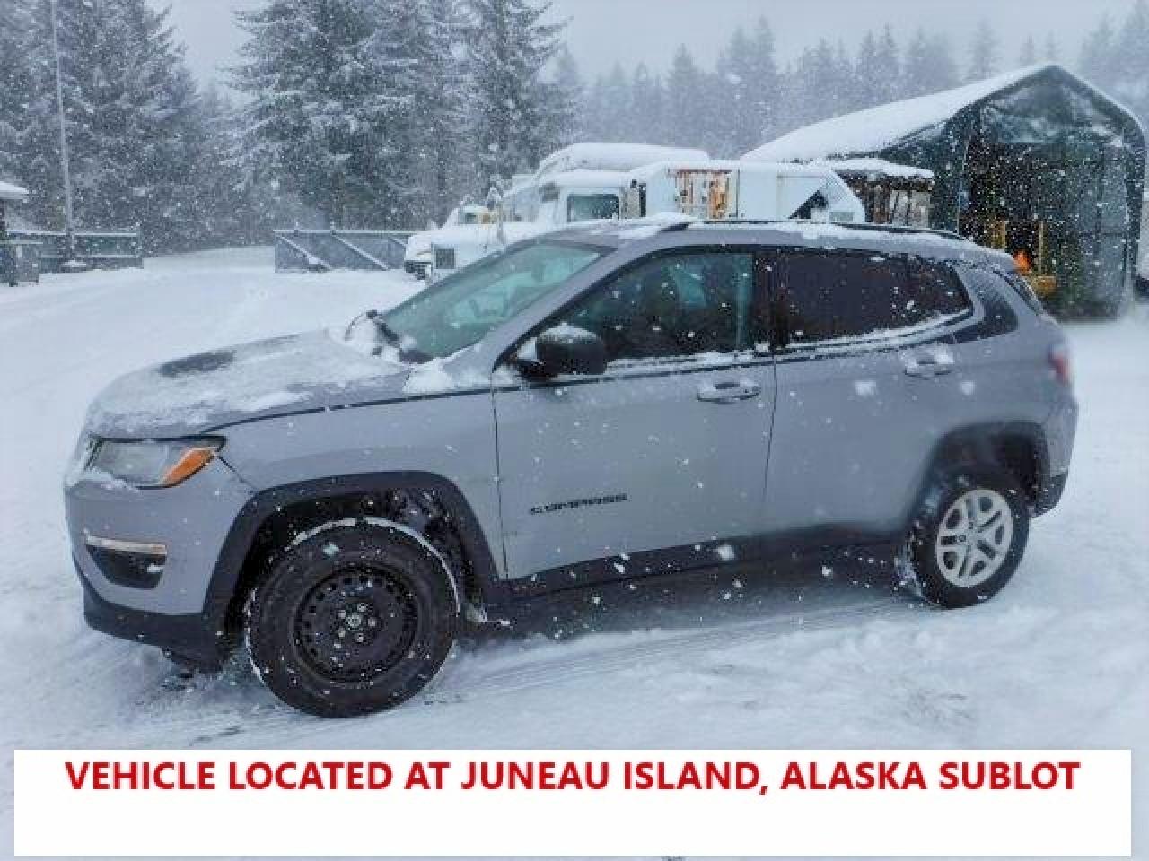 2018 Jeep Compass Sport, VIN 3C4NJDAB8JT281902 — Side