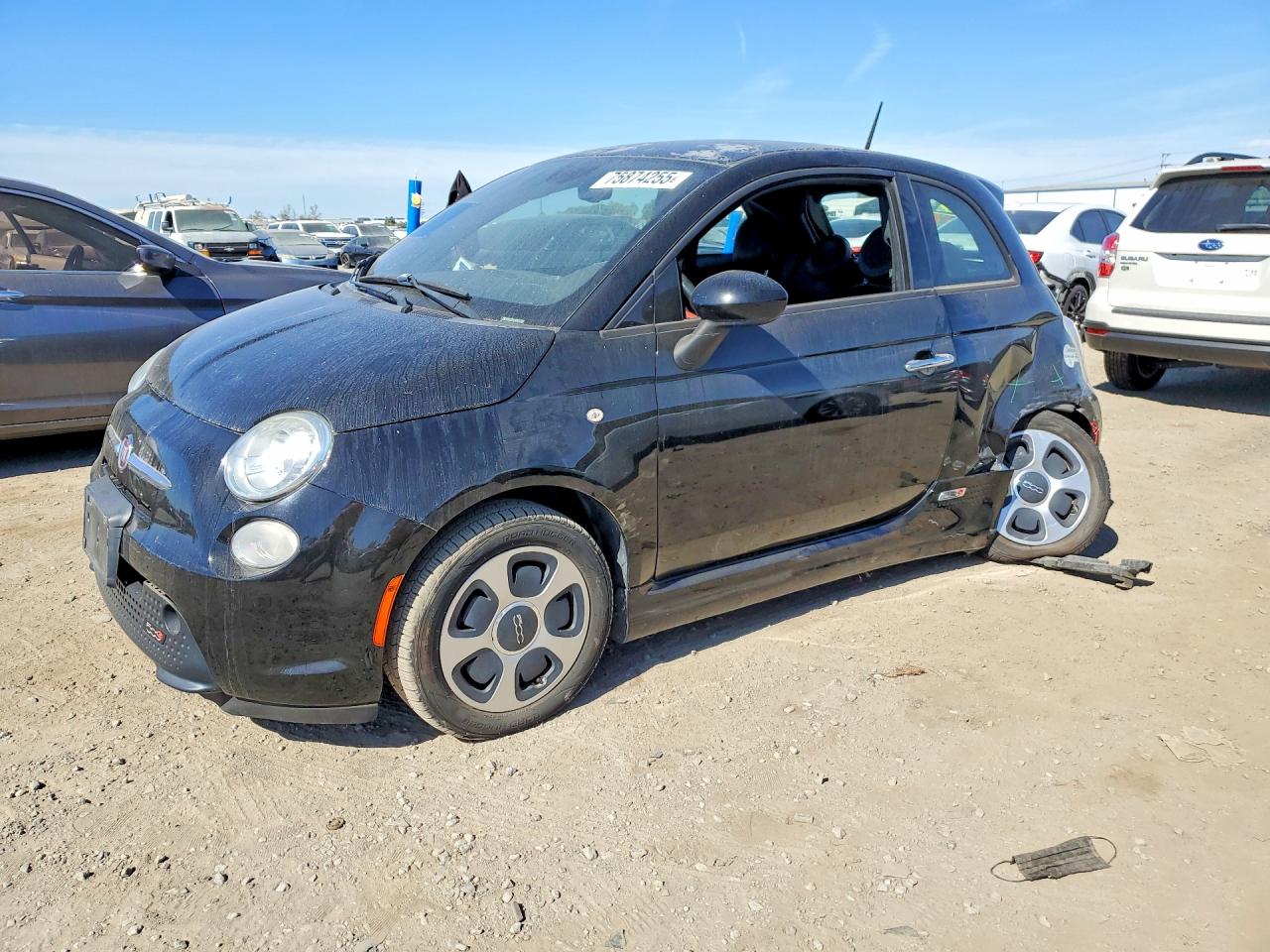 2015 FIAT 500e, VIN 3C3CFFGE3FT721350 — Rear end