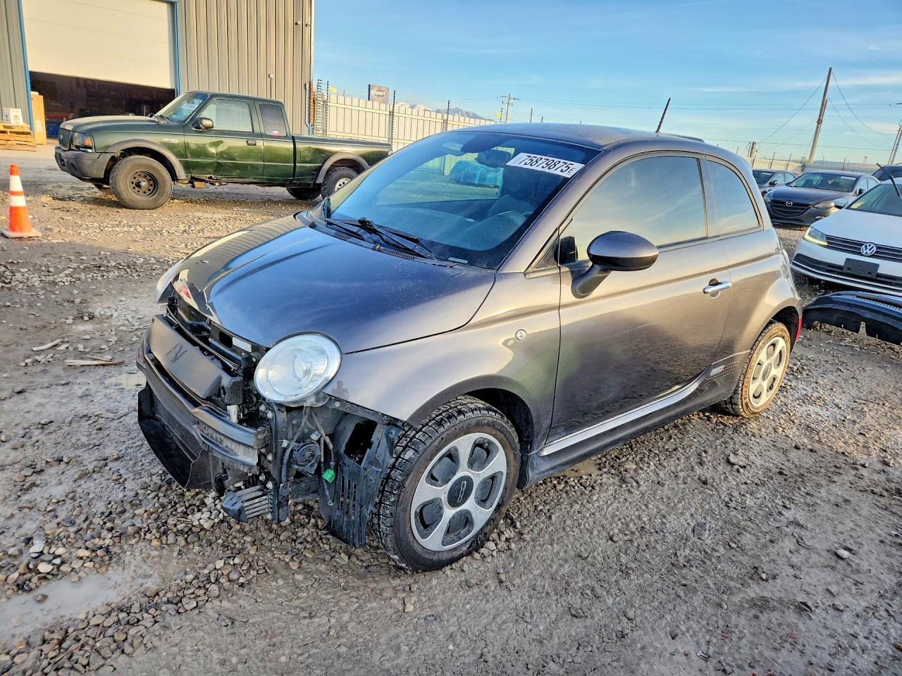 2014 FIAT 500e, VIN 3C3CFFGE5ET294672 — Undercarriage