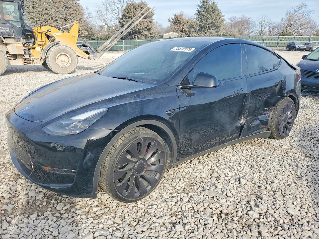 2024 Tesla Model Y Performance, VIN 7SAYGDEF9RF054014 — Side