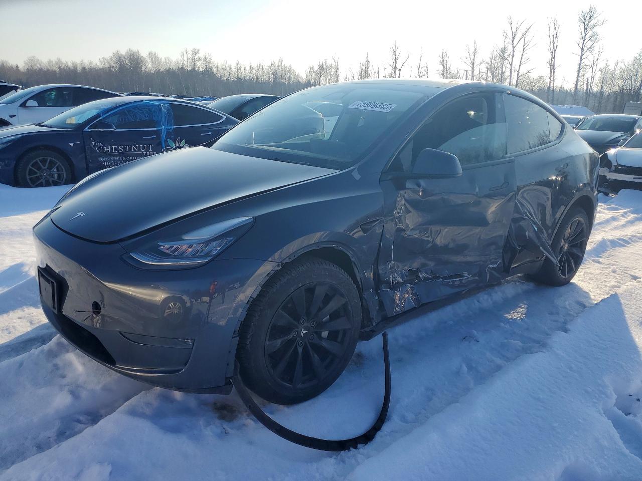 2022 Tesla Model Y Long Range, VIN 7SAYGDEE1NF510766 — Бок