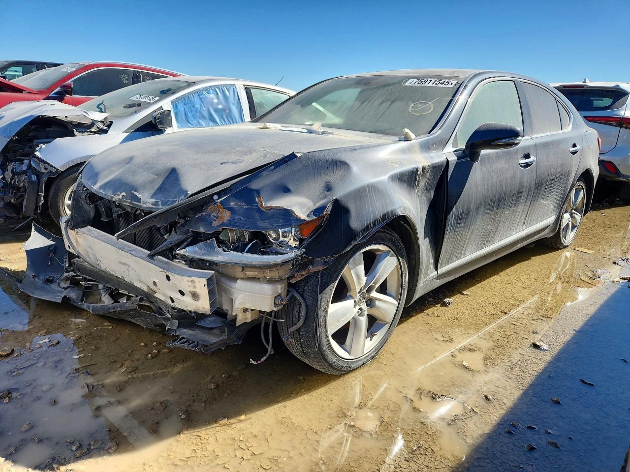 2011 Lexus LS 460, VIN JTHBL5EF7B5106573 — Front end